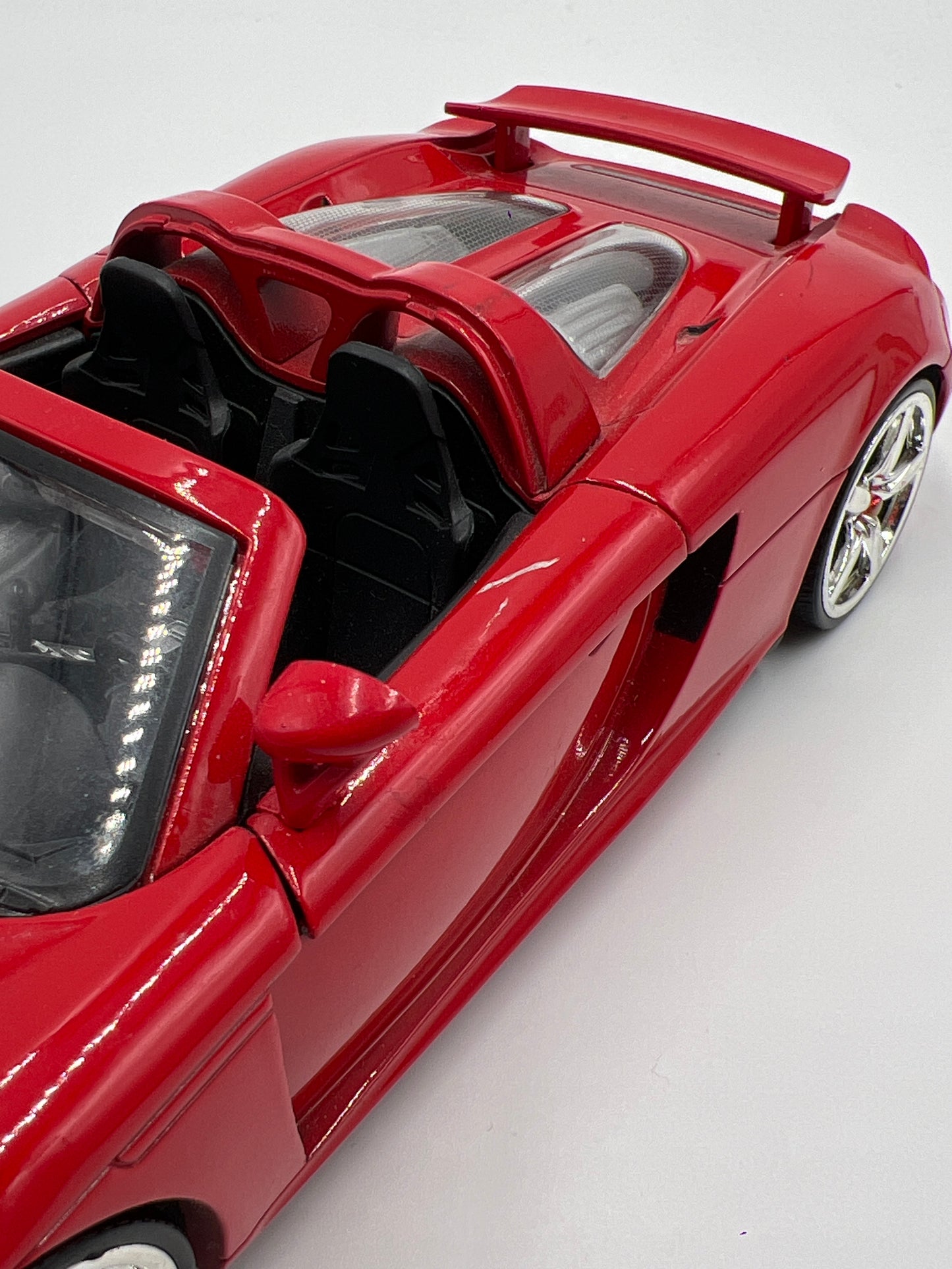 Jada Toys 1/24 Scale Porsche Carrera GT Red Loose