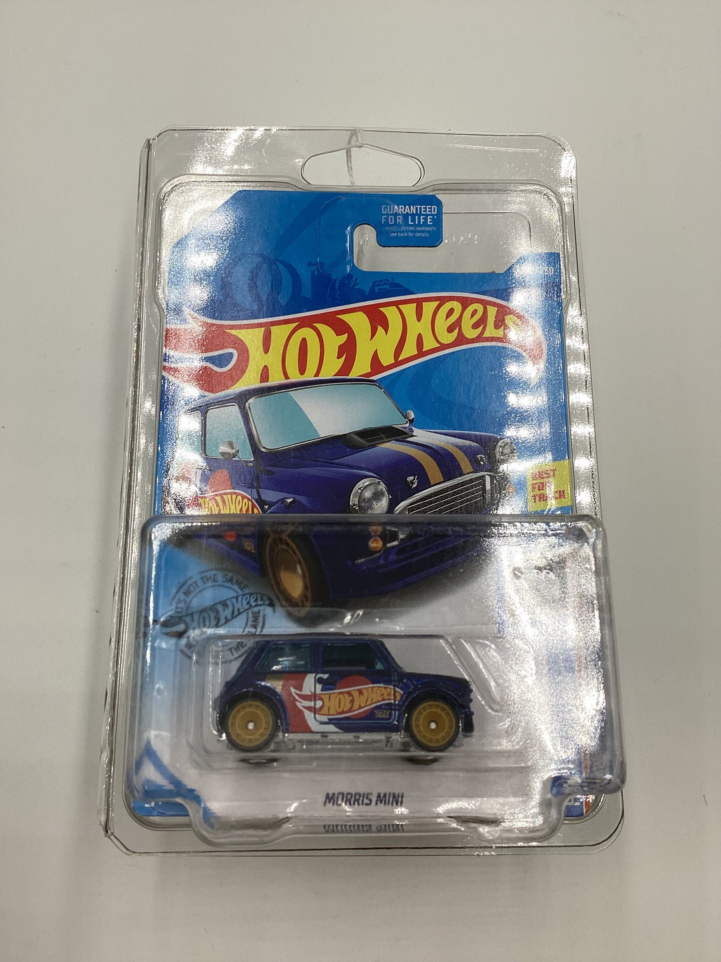 2019 Hot Wheels Super Treasure Hunt #242 Morris Mini W/Protector