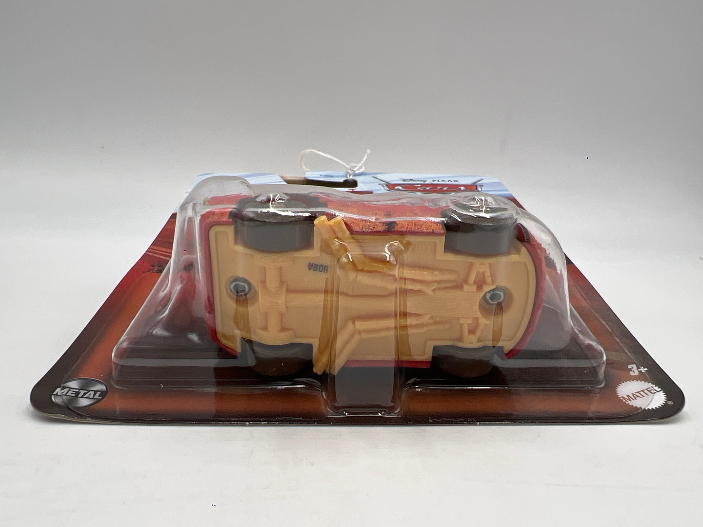 Disney Pixar Cars Cave Lightning McQueen 142E