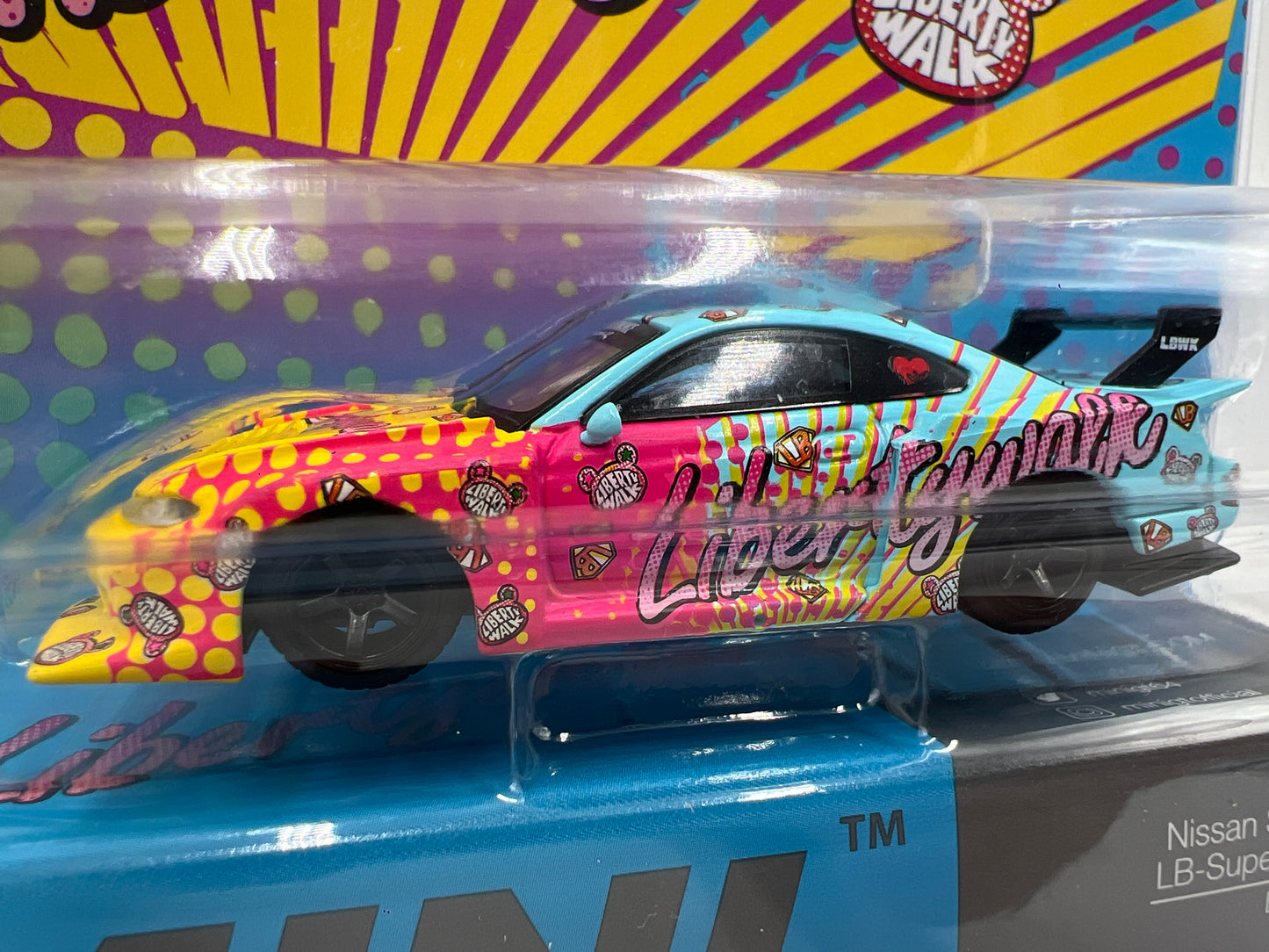 Mini GT Mijo Exclusives Libertywalk #743 Nissan Silvia S15 LB-Super Silhouette LBWK Kuma