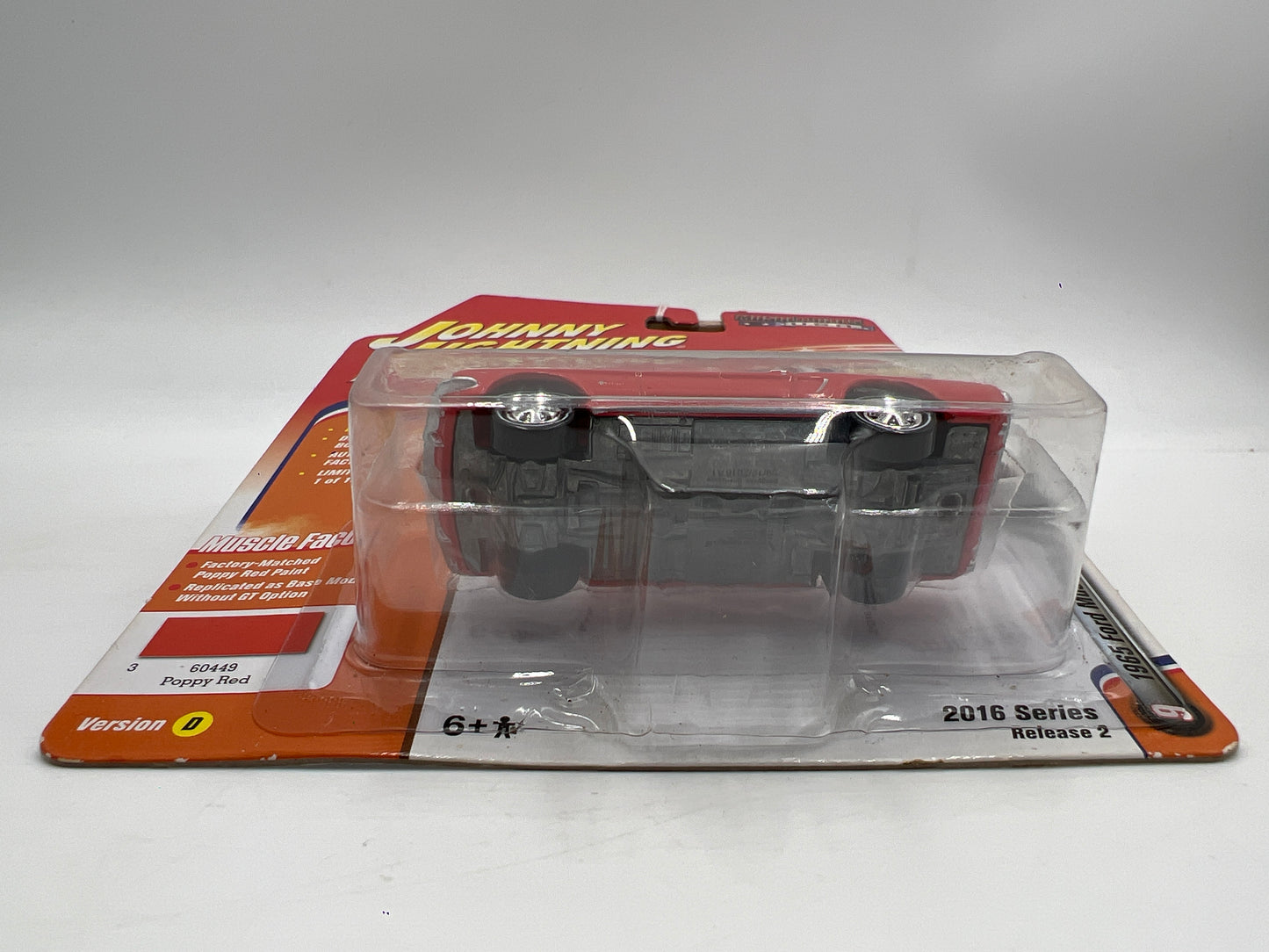 Johnny Lightning Muscle Cars USA #9 Release 2 Version D 1/1836 1965 Ford Mustang Red
