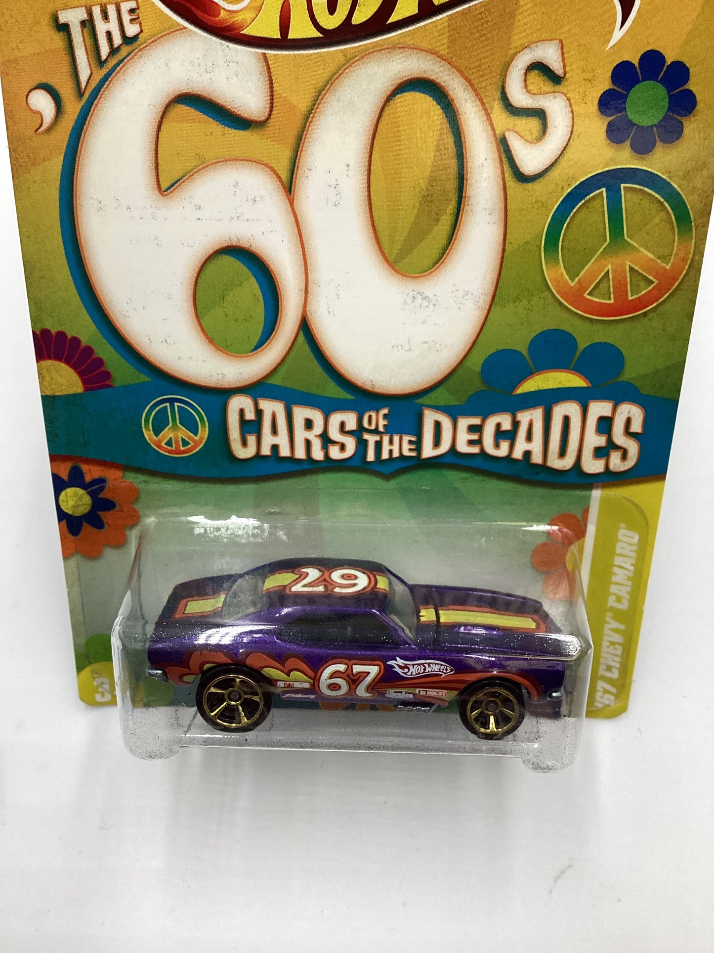 2011 Hot wheels The 60’s Cars of the Decade #14 67 Chevy Camaro Purple 157i