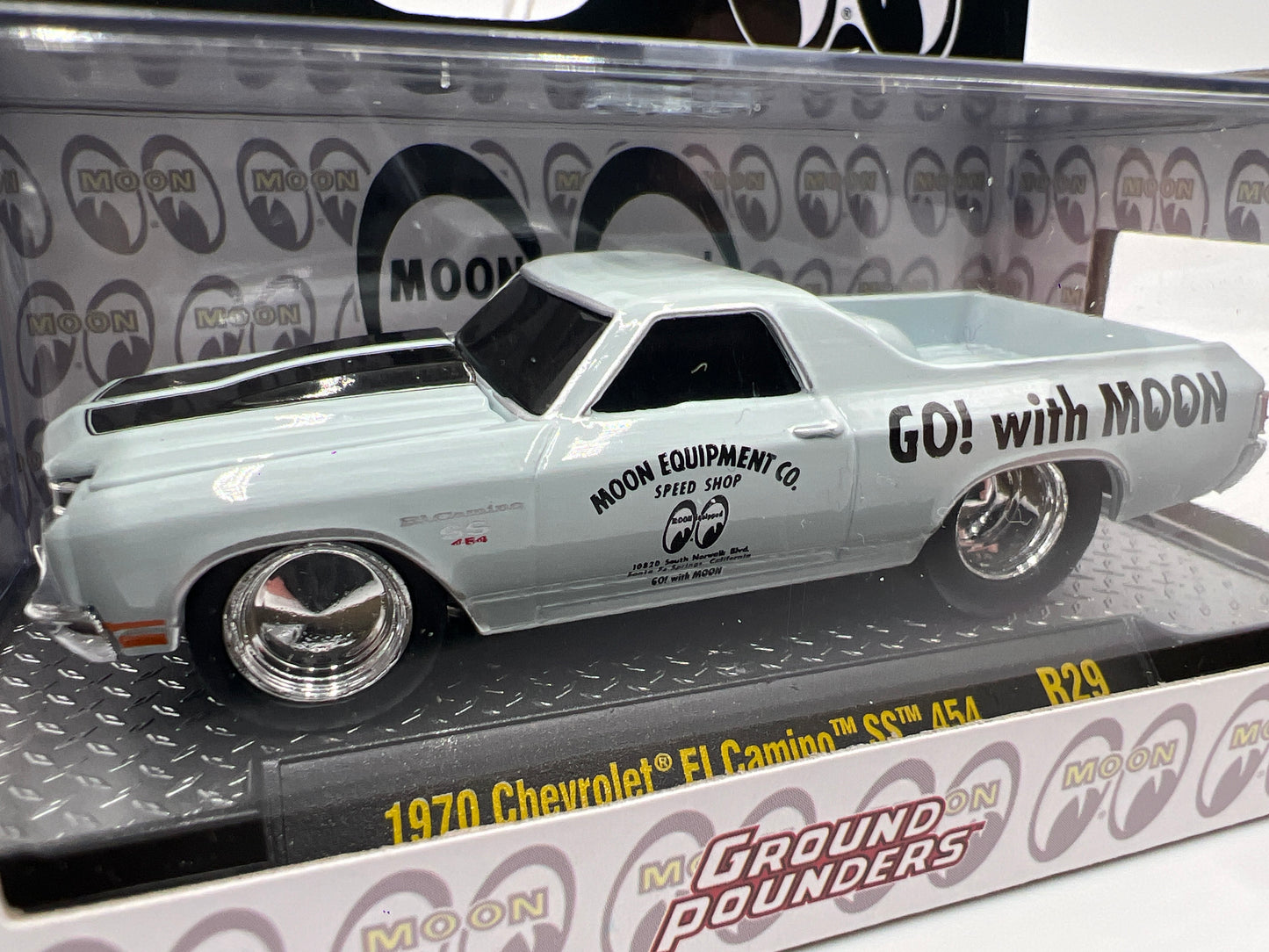 M2 Machines Ground Pounders Mooneyes 1970 Chevrolet El Camino SS 454 Light Blue R29