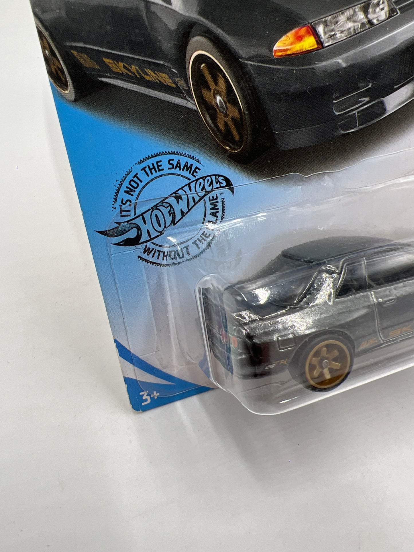 2020 Hot Wheels Super Treasure Hunt #2 Nissan Skyline GT-R BNR32 Gray W/Protector Intl Card