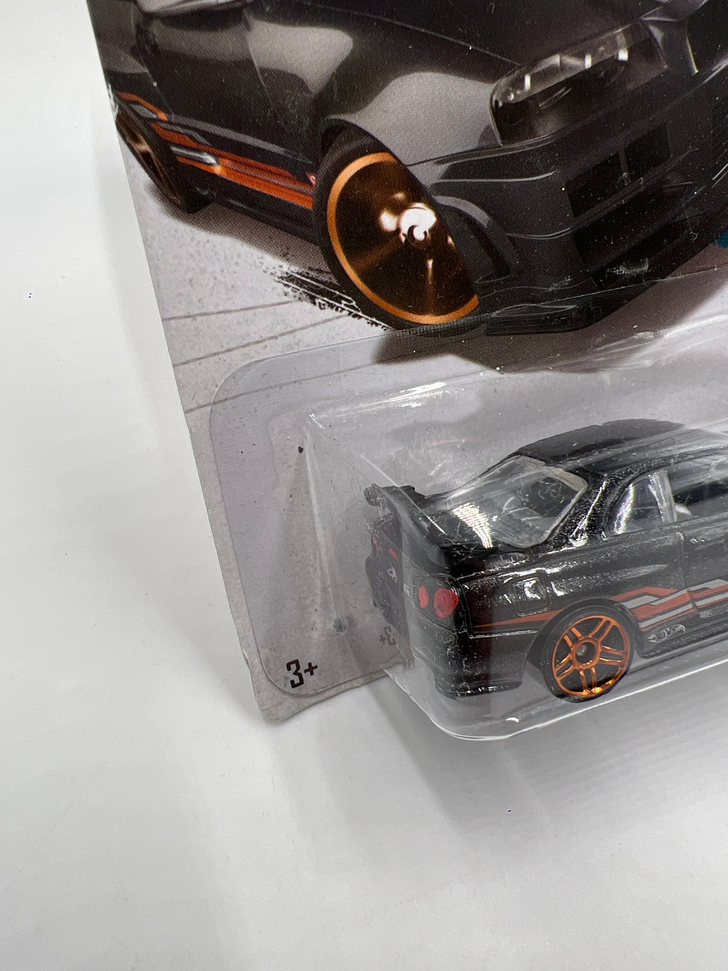 2013 Hot Wheels Showroom #158 Nissan Skyline GT-R R34 Black W/Protector