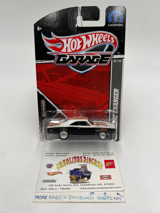 Hot Wheels Premium Garage Mopar Series #7 69 Dodge Charger Black/White Blister Not Perfect
