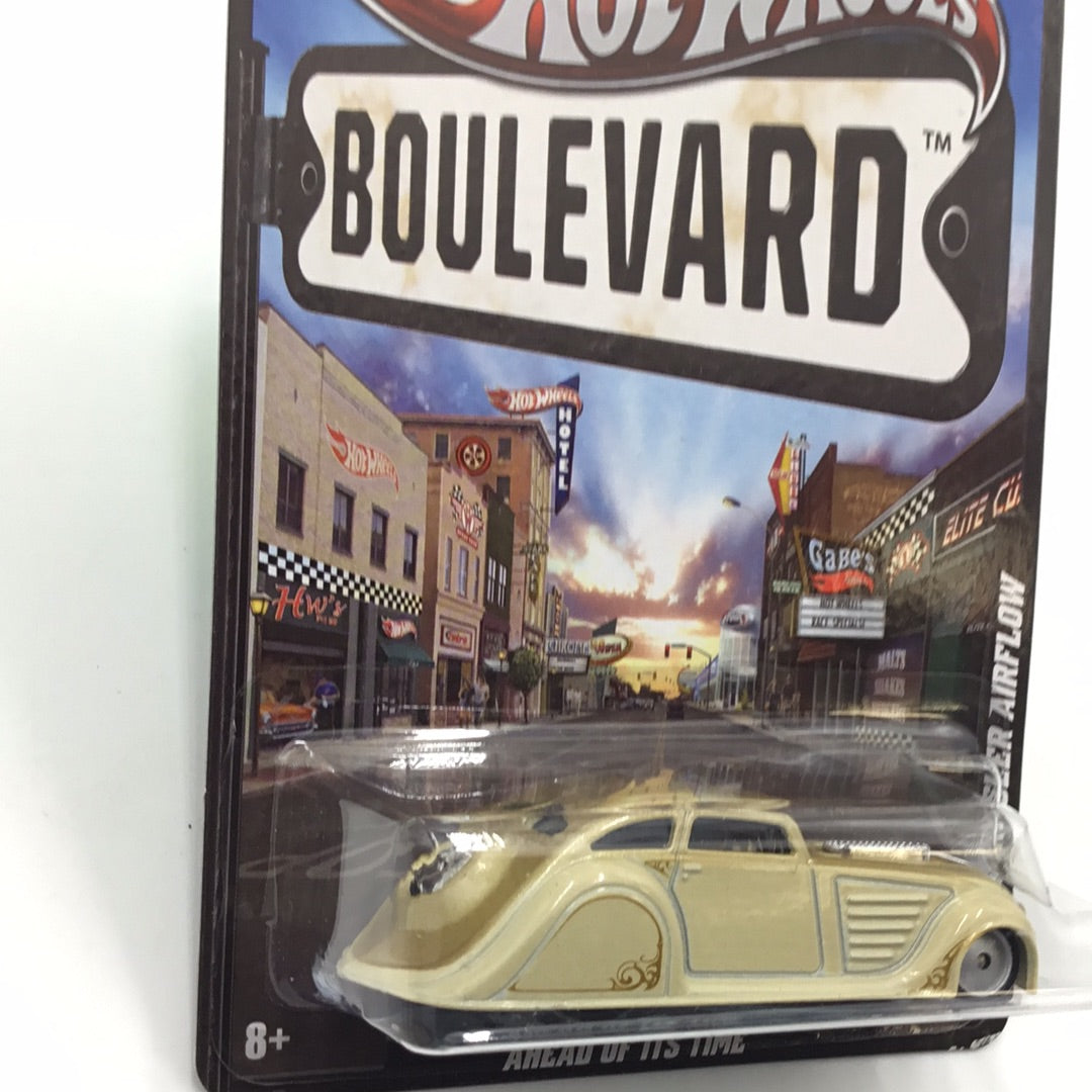 Hot wheels Boulevard 1934 Chrysler Airflow EE1