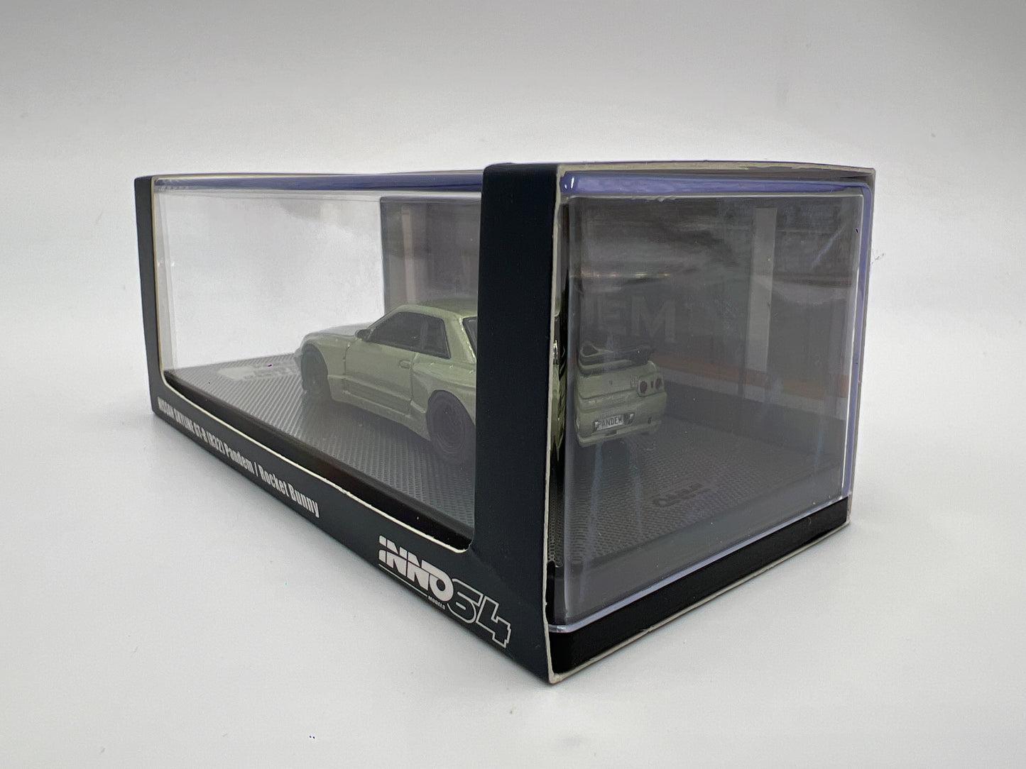 Inno64 1:64 Pandem/Rocket Bunny Nissan Skyline GT-R R32 Green