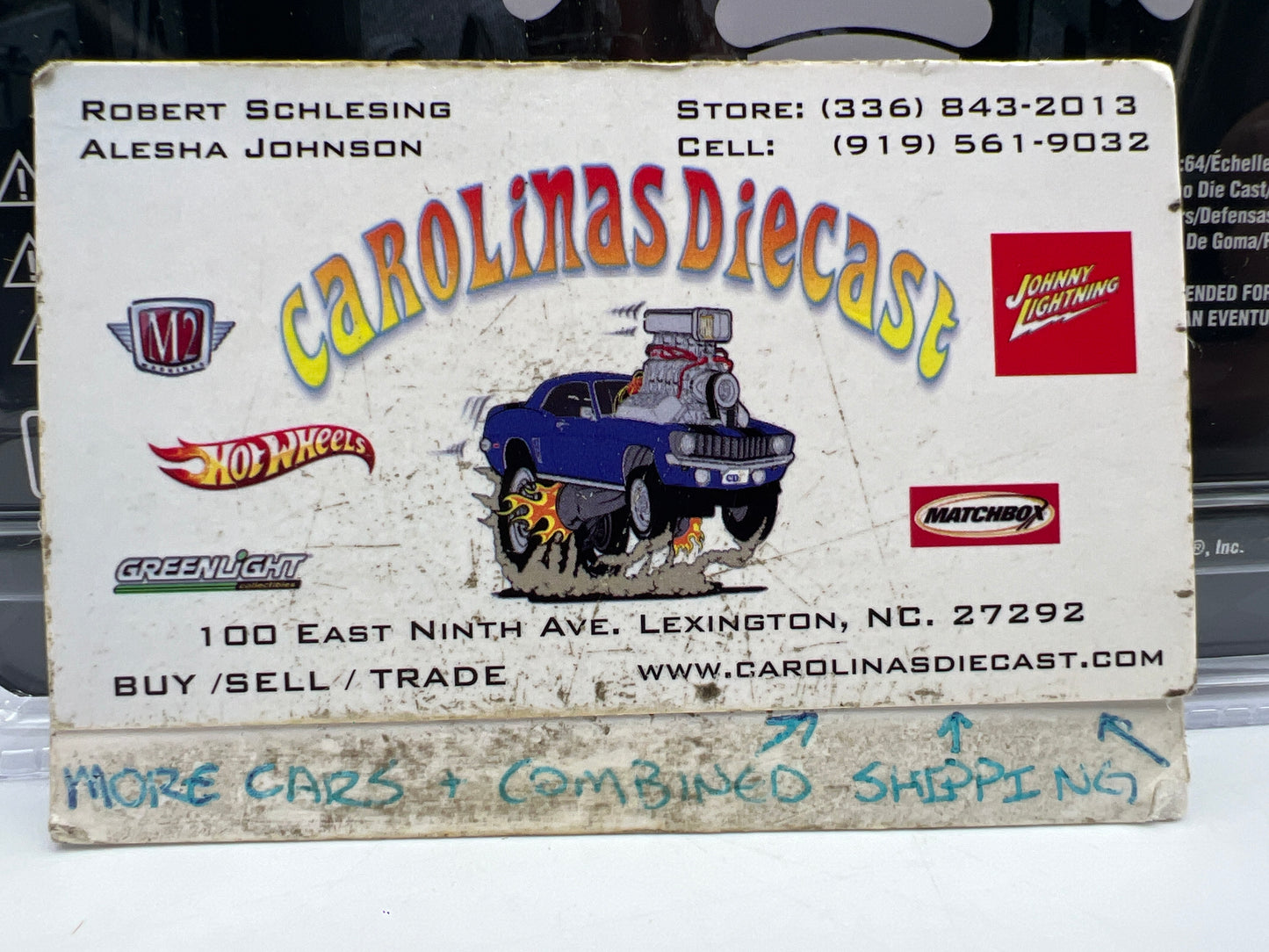 M2 Machines Diorama R22 1950 Oldsmobile 88 Purple