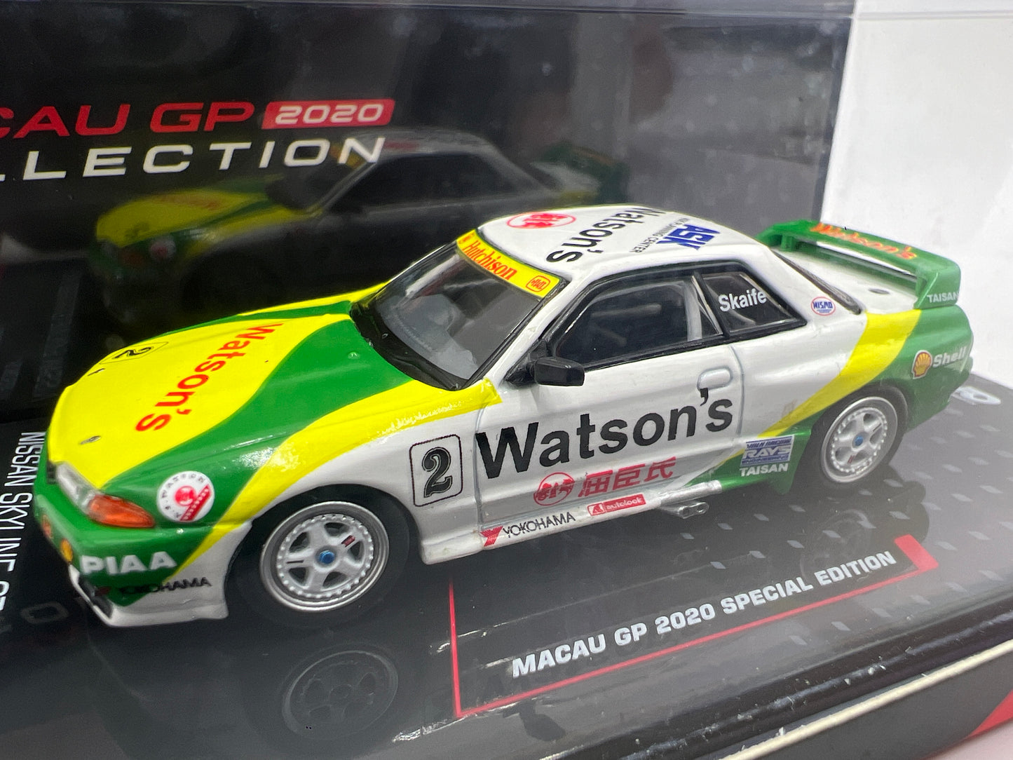 Inno64 Nissan Skyline GT-R R32 #2 Watsons Macau Guia Race 1991