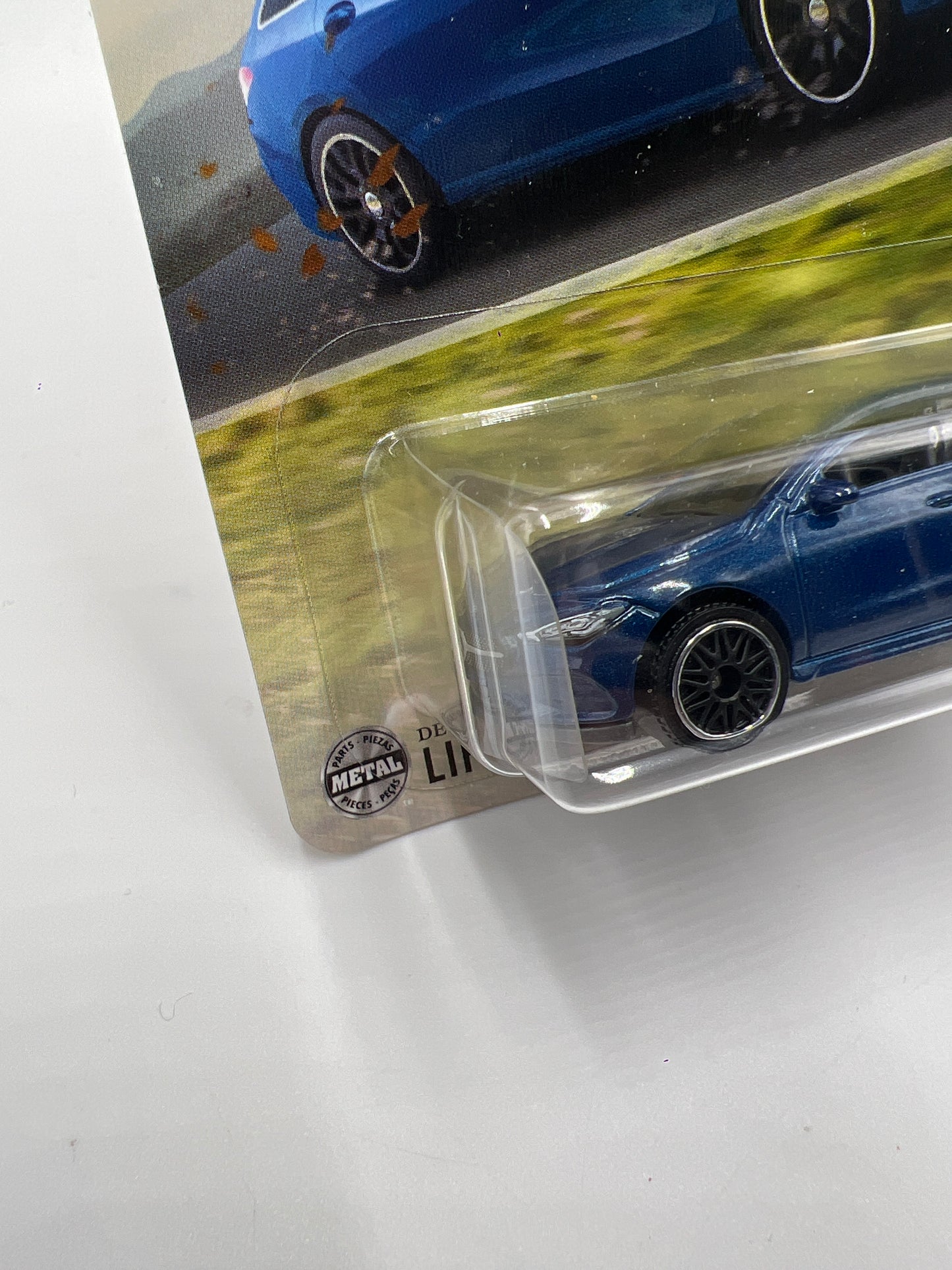 2025 Matchbox #61 2020 Mercedes-Benz CLA Shooting Brake Blue 214C