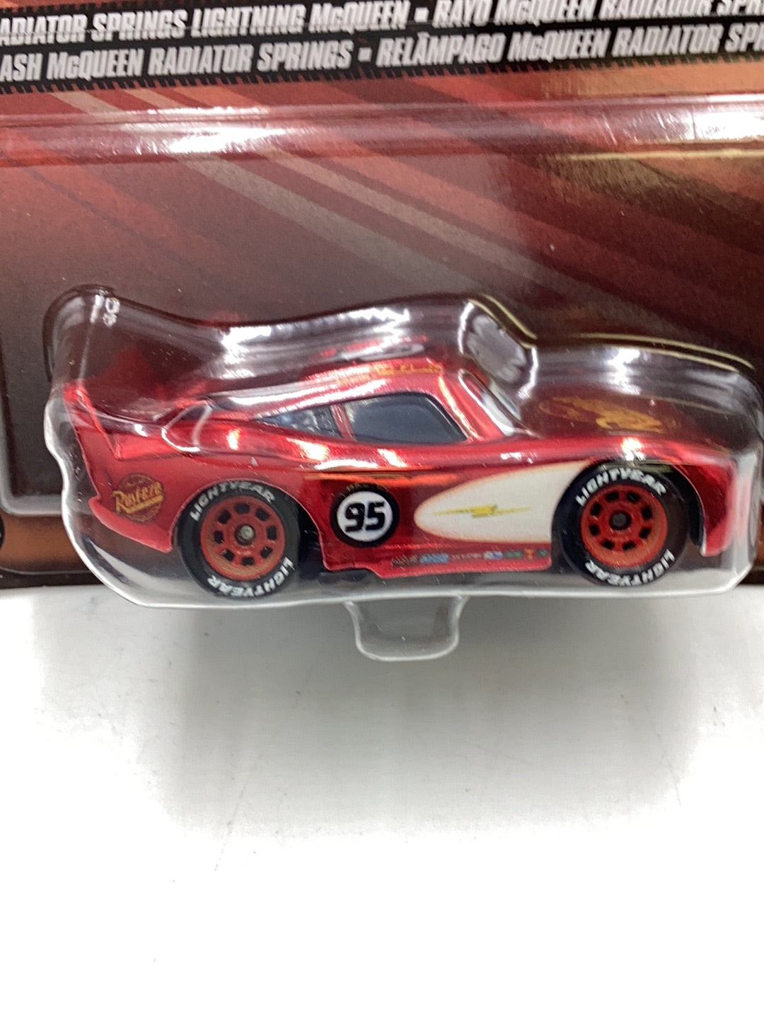Disney Pixar Cars Radiator Springs Lightnin McQueen 136G