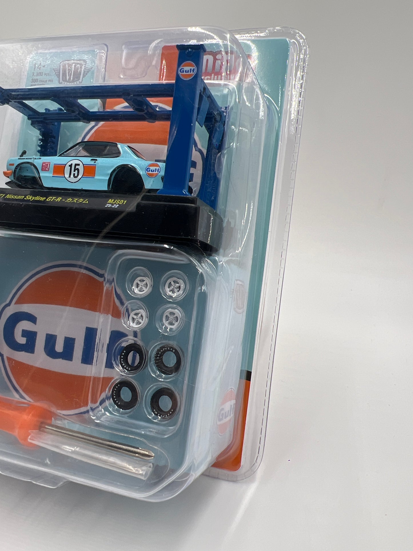 2025 M2 Machines Mijo Exclusives Model Kits 1971 Nissan Skyline GT-R Gulf MJS01 200D