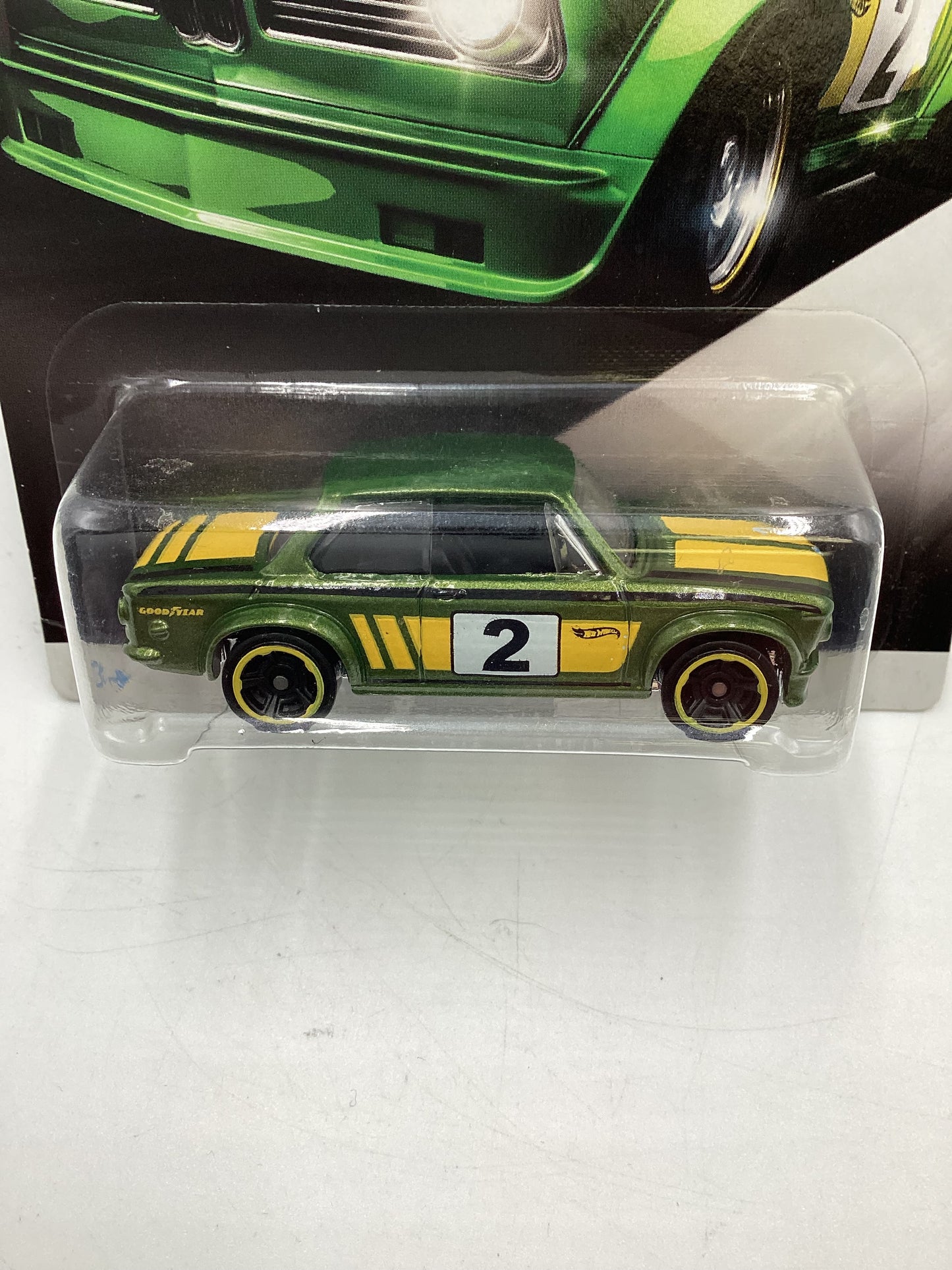 Hot Wheels BMW Series #4 BMW 2002 Green Walmart Exclusive 152D