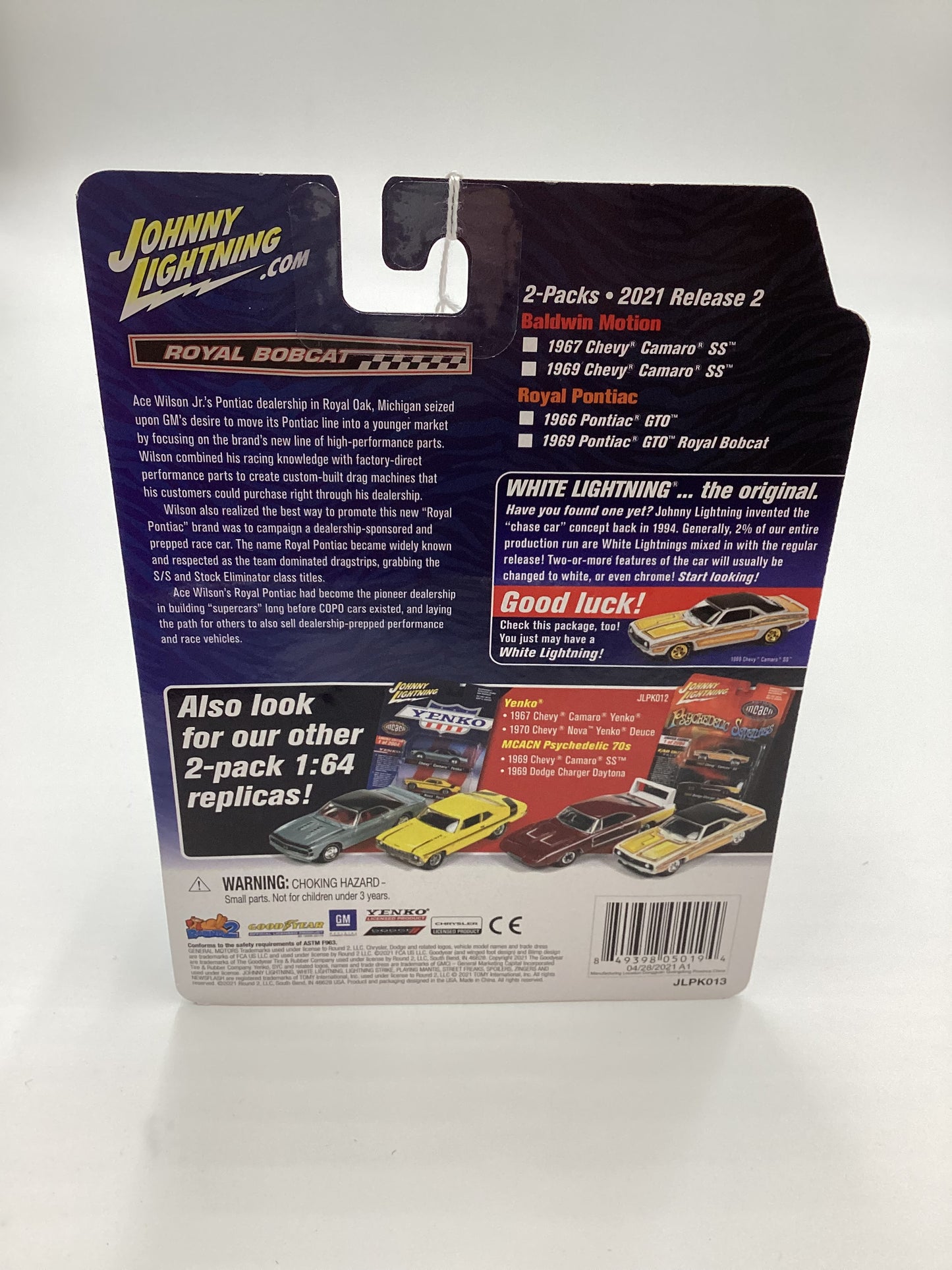 Johnny Lightning Royal Bobcat Pontiac GTO Release 2 Version B 1966 Pontiac GTO Gold/ Black 1969 Pontiac GTO Royal Bobcat Orange 231D