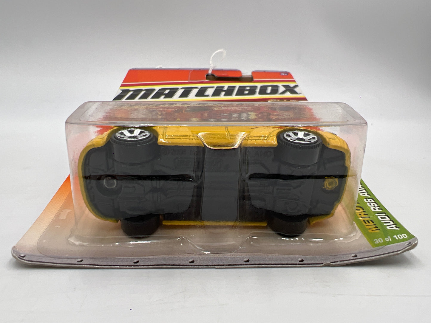 Matchbox Metro Rides  #30 Audi RS6 Avant Yellow 216L