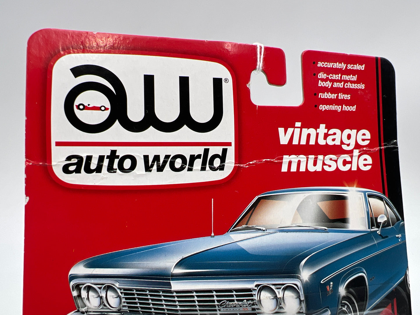 Auto World Vintage Muscle #4 1966 Chevy Impala SS Blue Bad Card
