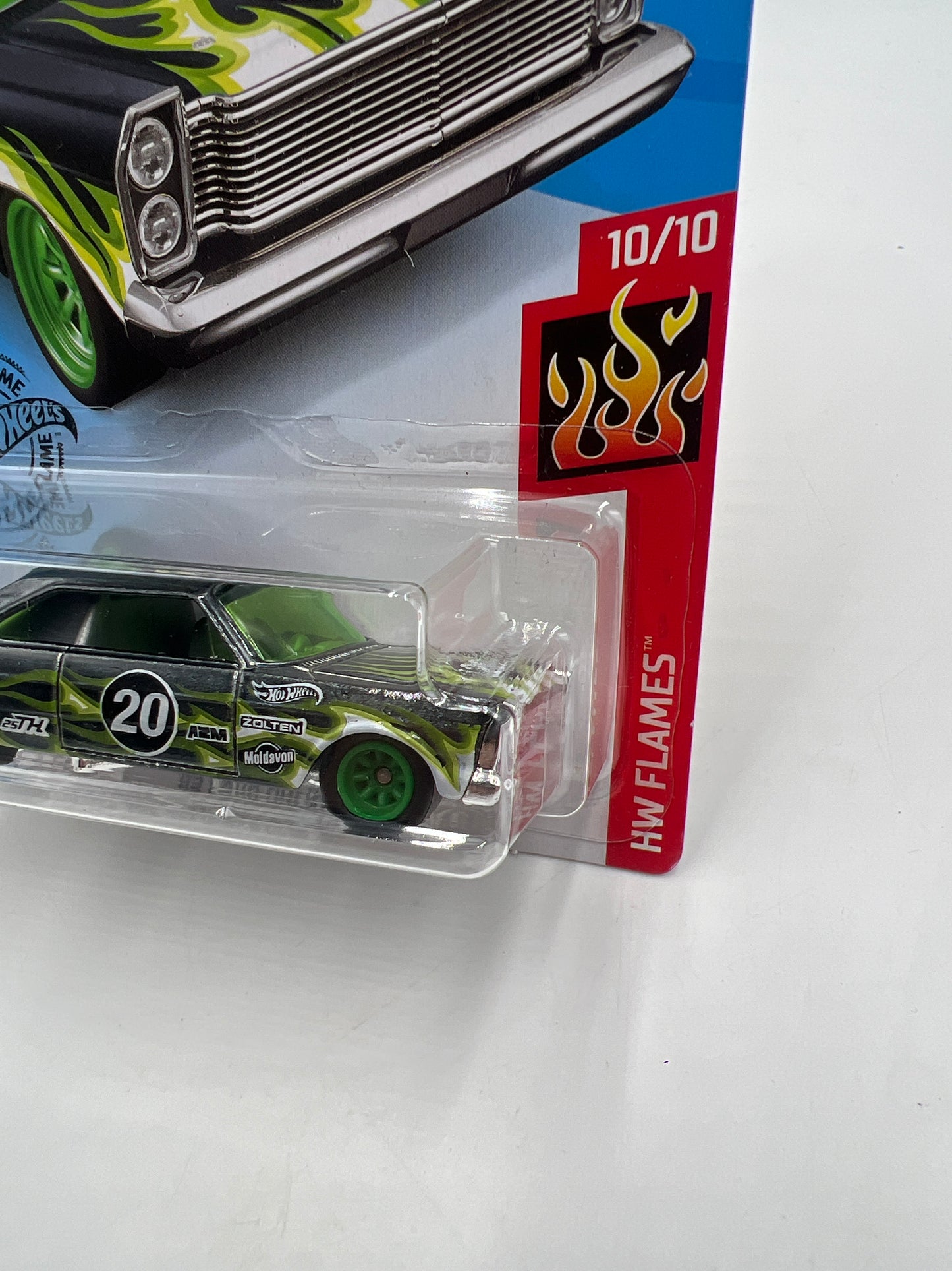 2019 Hot Wheels Super Treasure Hunt #221 65 Ford Galaxie W/Protector