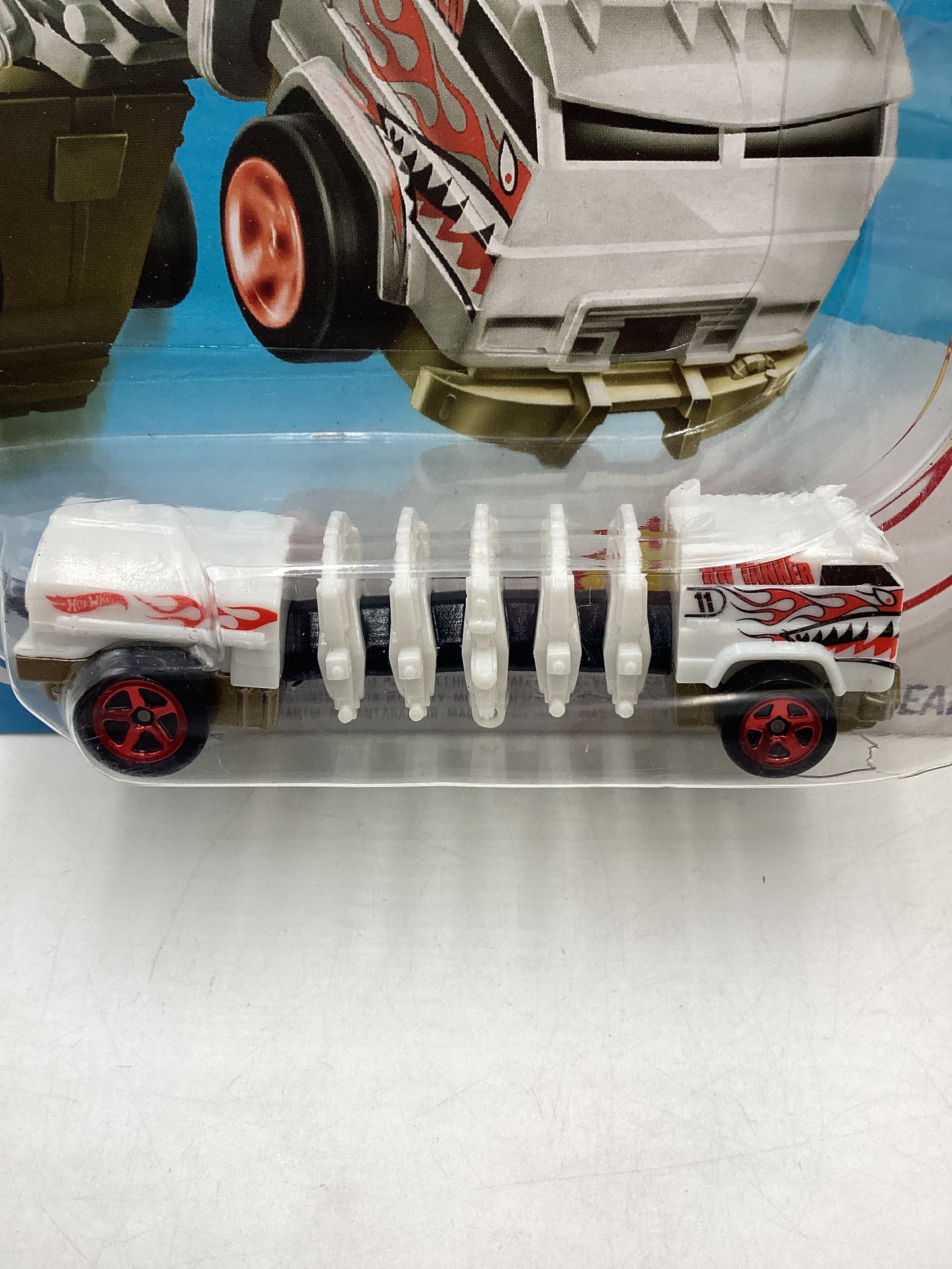 Hot Wheels Mutant Machines Power Tread