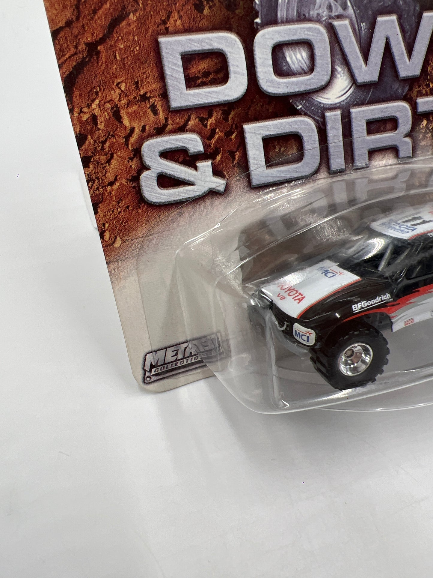 Hot Wheels Premium Down & Dirty #3 Toyota Truck Black/White
