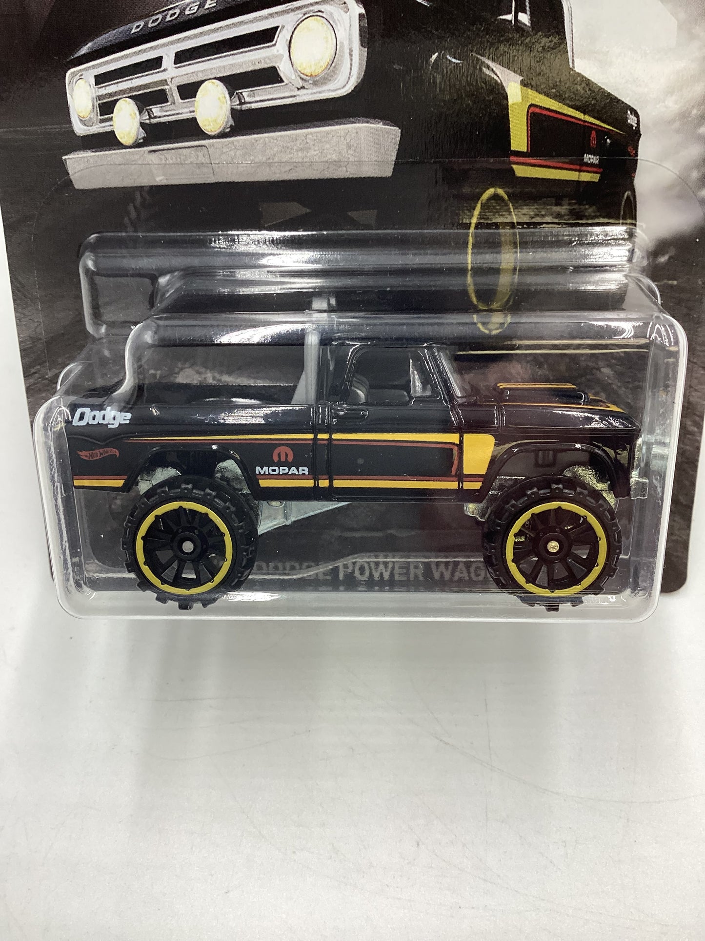 Hot wheels Exclusive Mopar Series #8 Dodge Power Wagon Black