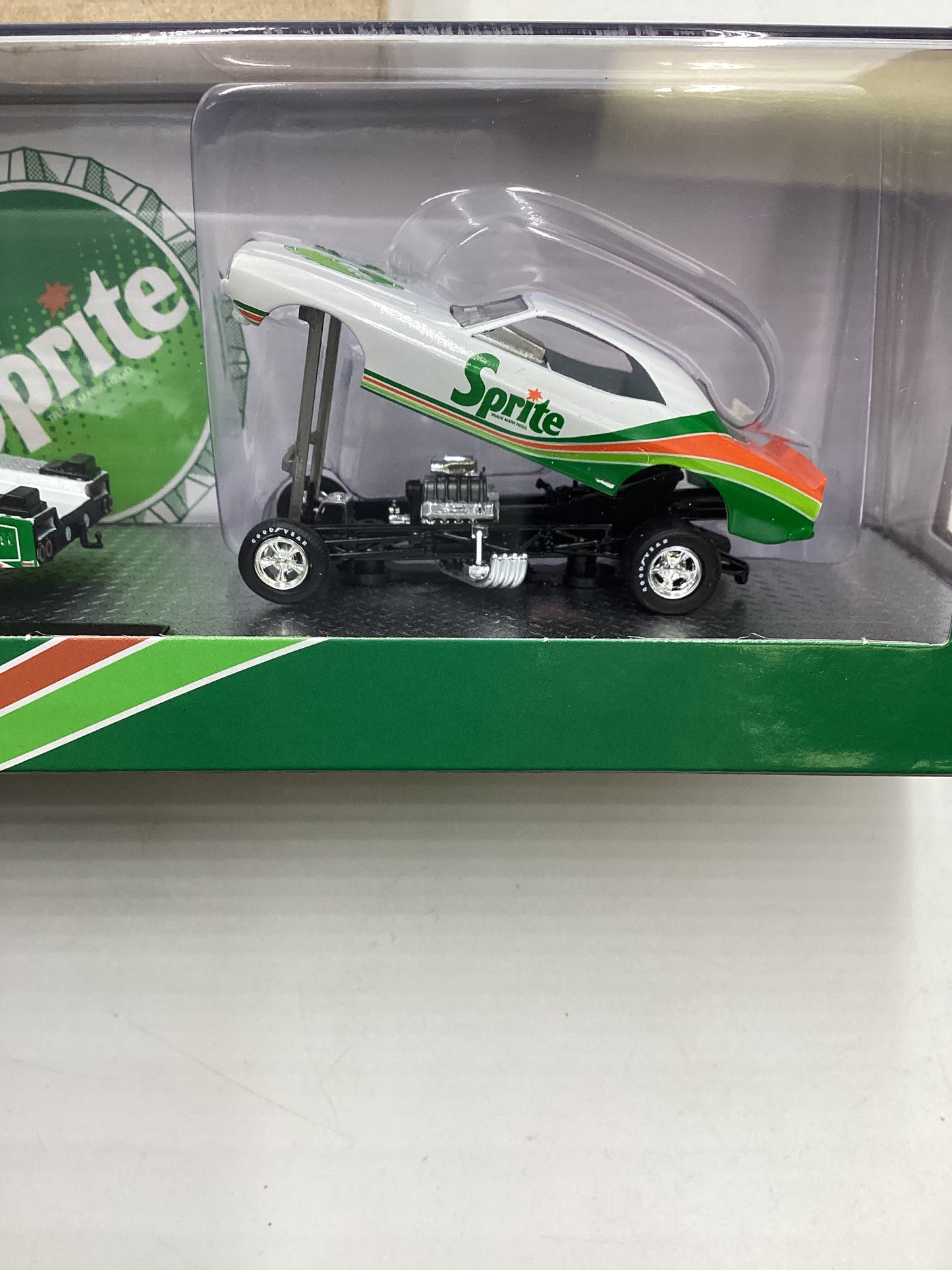 M2 hauler Sprite 1974 Dodge Truck & 1971 Dodge Challenger Funny Car TW30