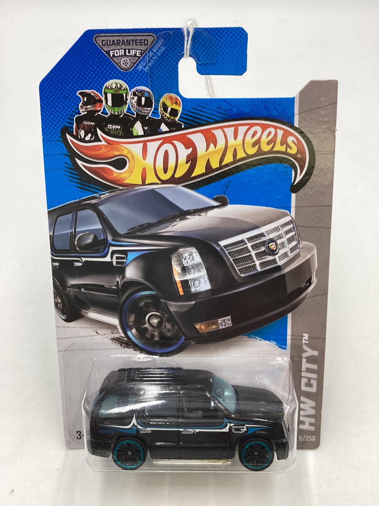 2013 Hot Wheels #6 07 Cadillac Escalade Black