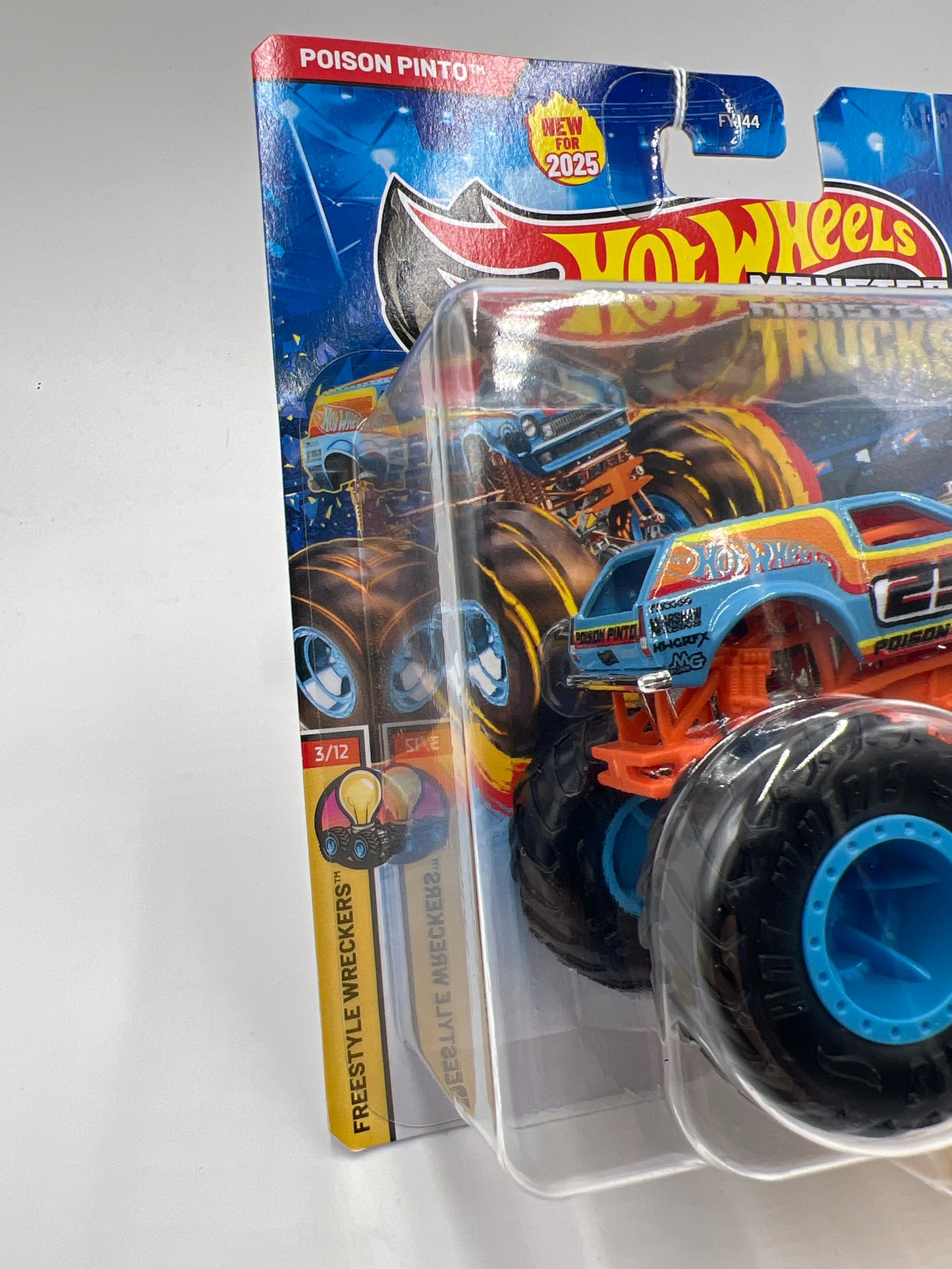2025 Hot Wheels Monster Trucks Freestyle Wreckers #3 Poison Pinto 127D