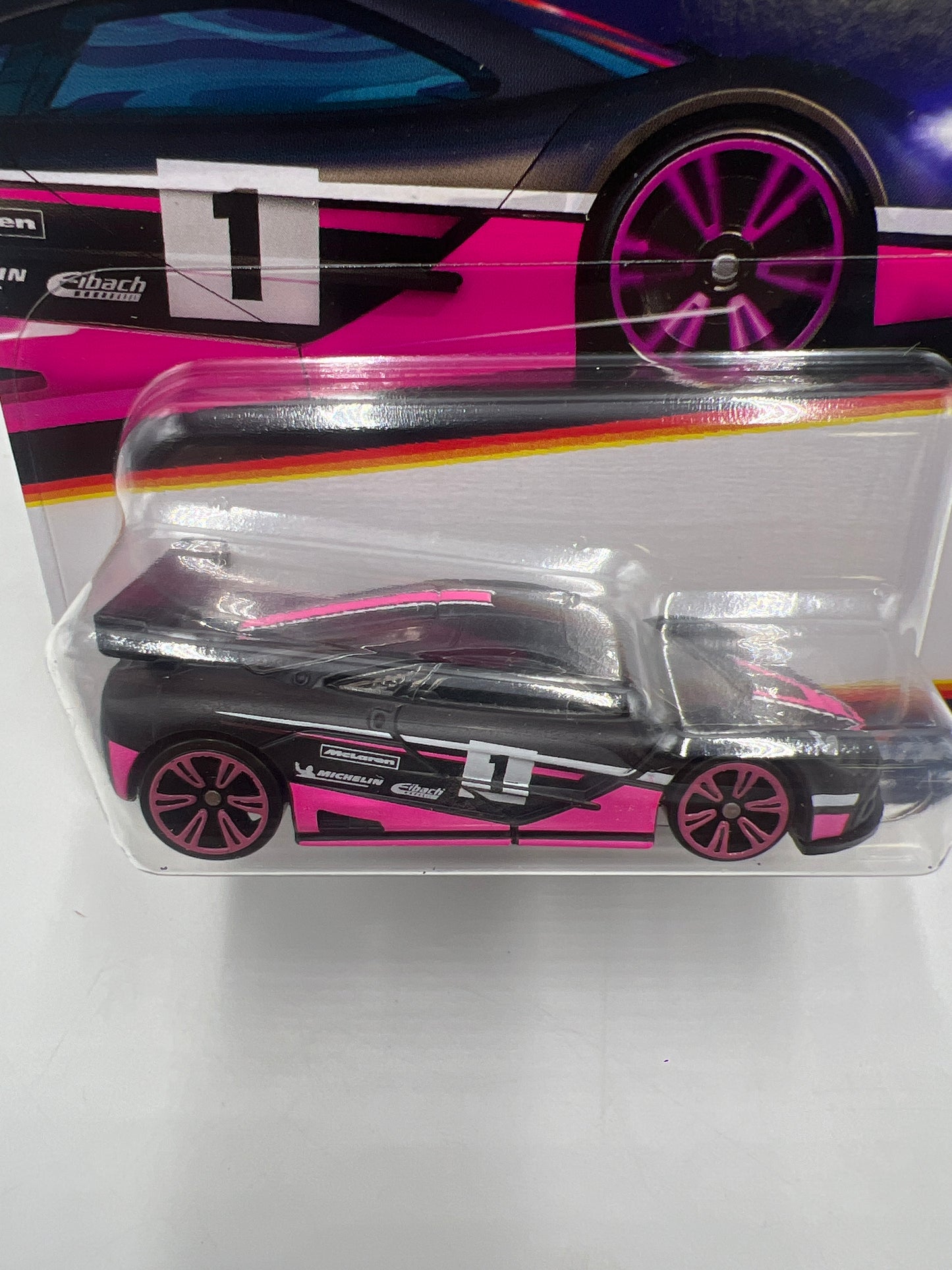 2024 Hot Wheels Neon Speeders 2/8 McLaren F1 GTR 160P