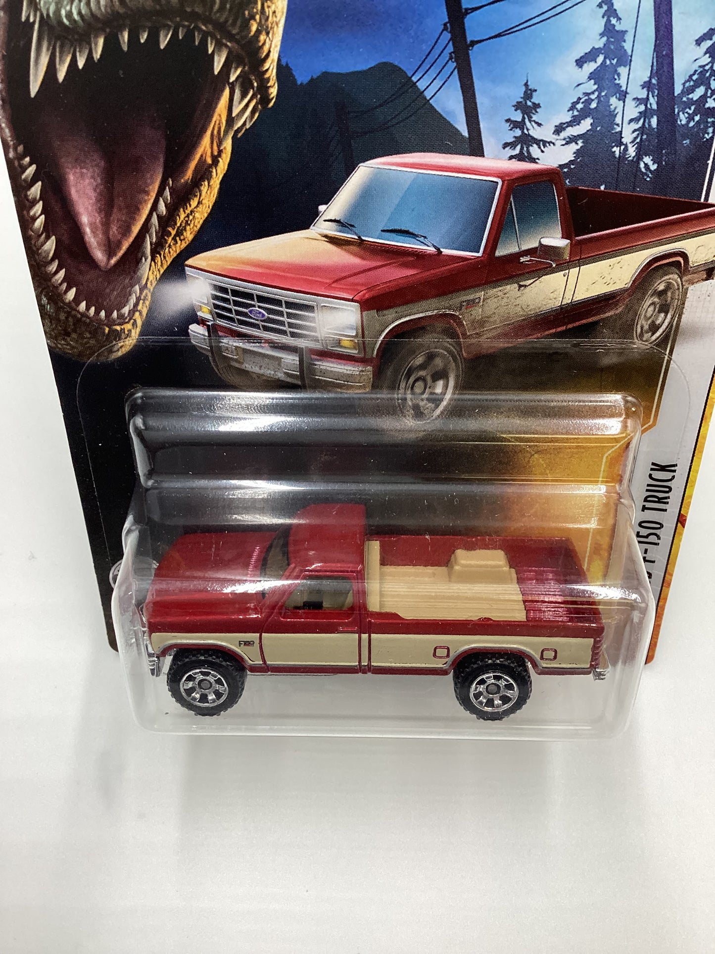 2022 Matchbox Jurassic World Dominion 86 Ford F-150 Truck Red 163D