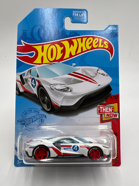 Hot Wheels 17 Ford GT White Wheel Swap Custom On Card W/Protector SR