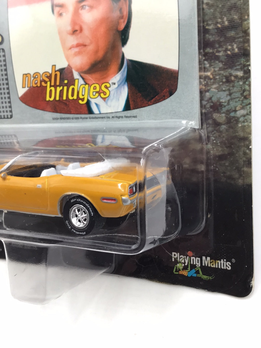 Johnny Lightning Hollywood on wheels Nash Bridges 1971 Hemi Cuda OO1