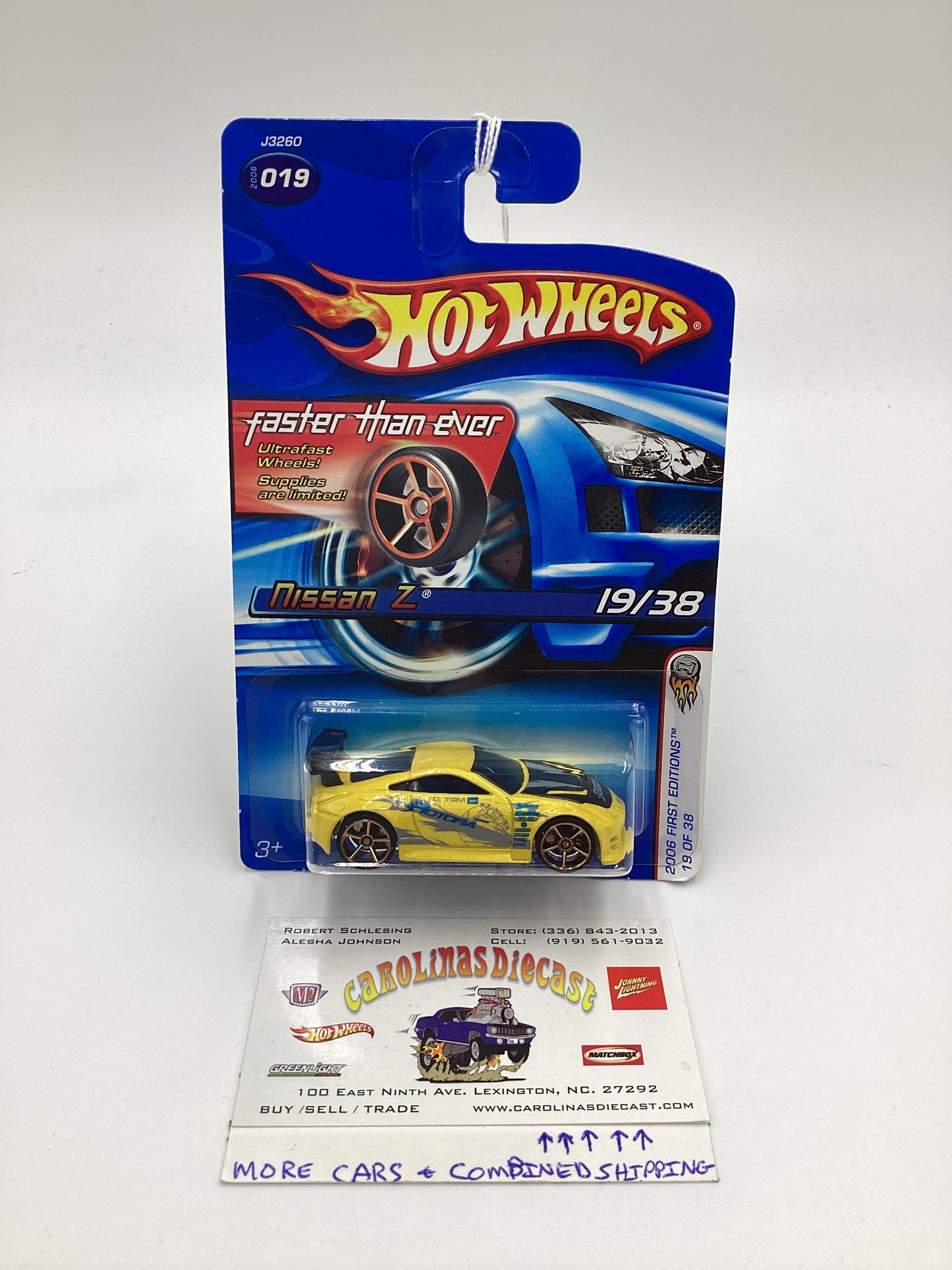 2006 Hot Wheels First Editions #019 Nissan Z Yellow FTE 82A