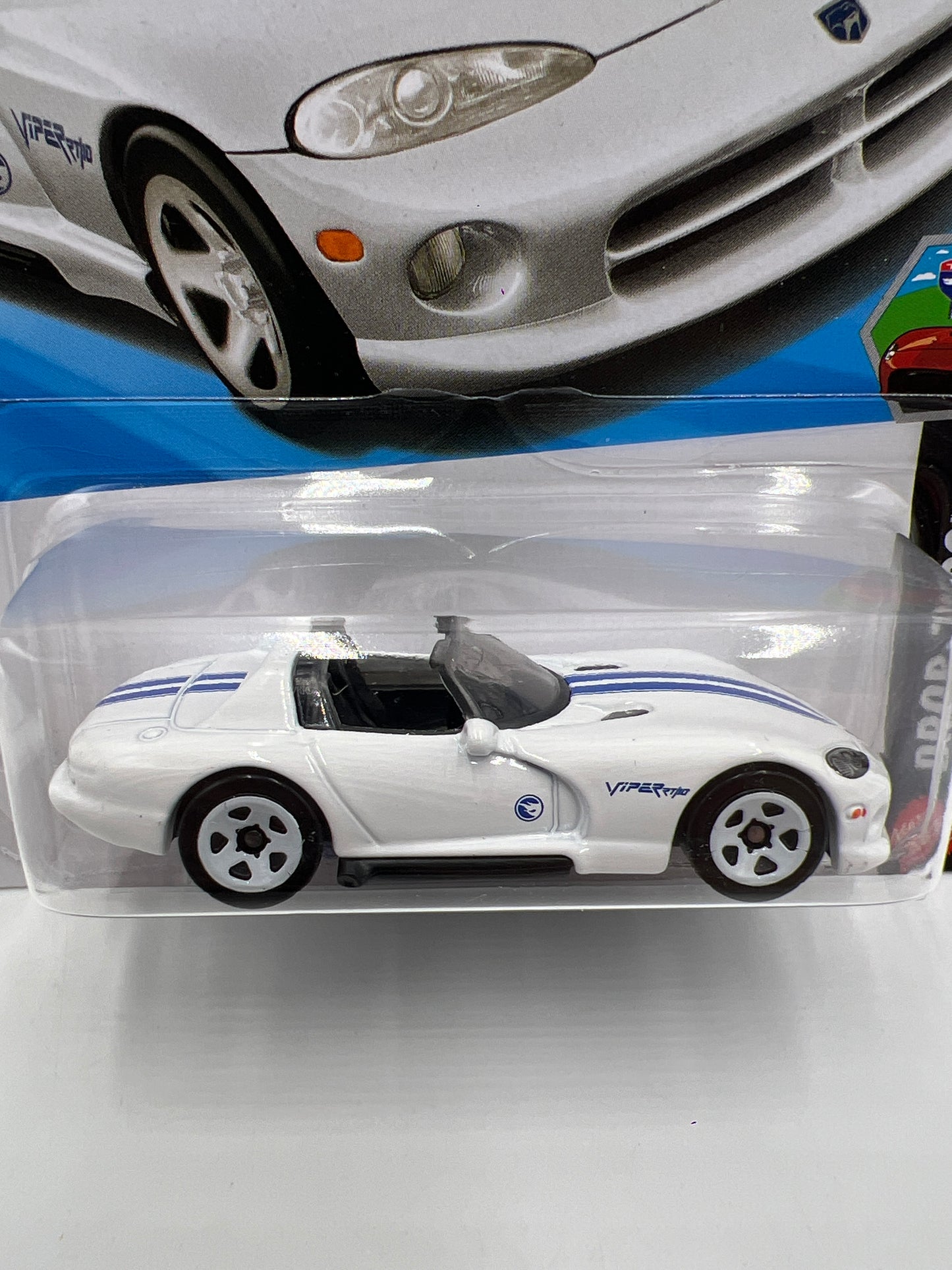 2026 Hot Wheels B Case Treasure Hunt #29 92 Dodge Viper RT/10 White 277C
