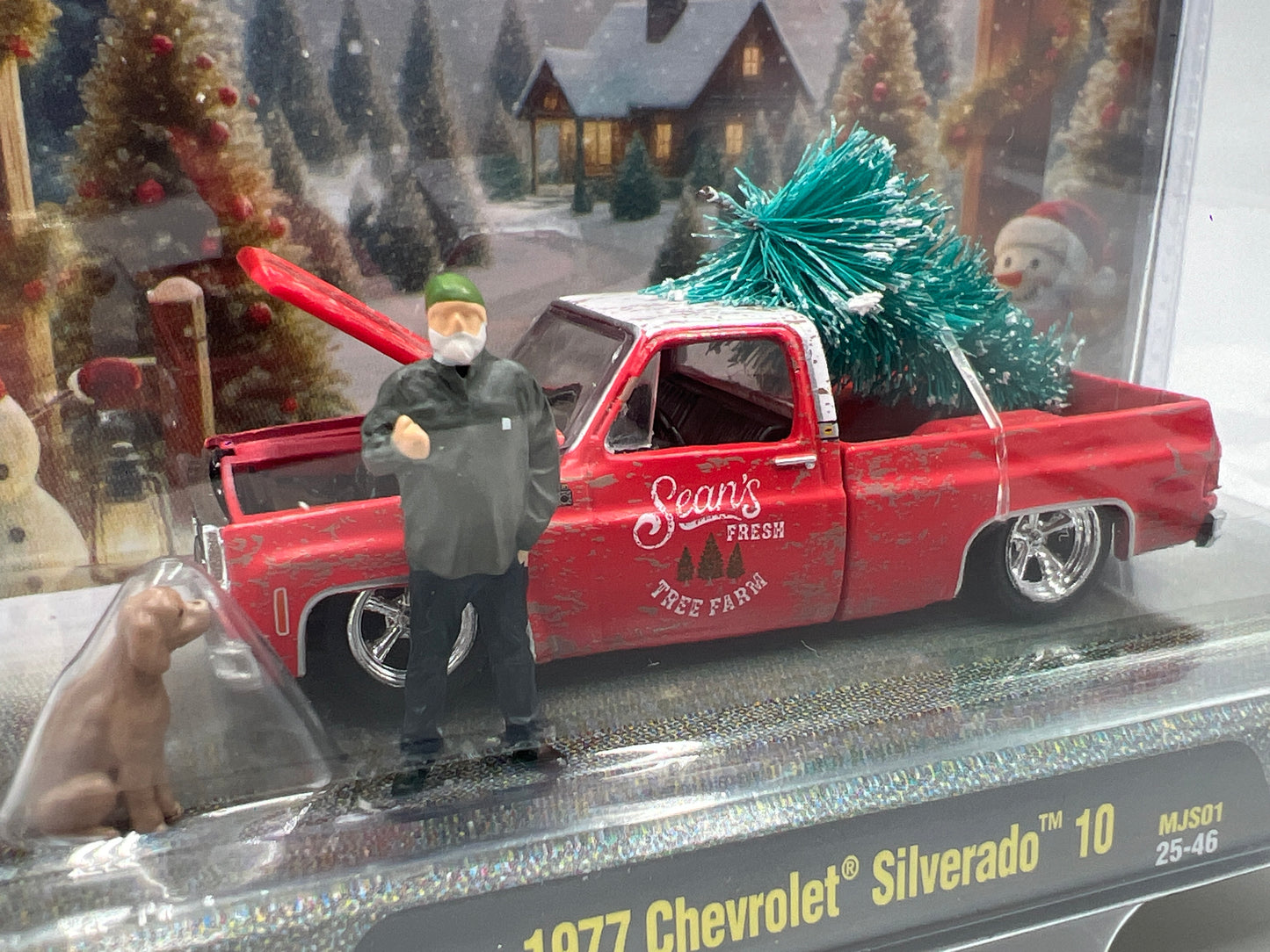 M2 Machines MiJo Exclusives Diorama Seans Fresh Tree Farm 1977 Chevrolet Silverado 10 Red MJS01 196G
