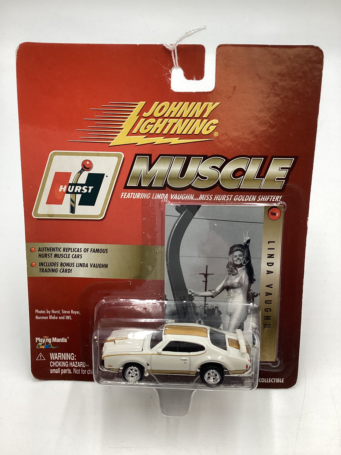 Johnny Lightning Hurst Muscle Linda Vaughn #8 1969 Olds 442 White 185D