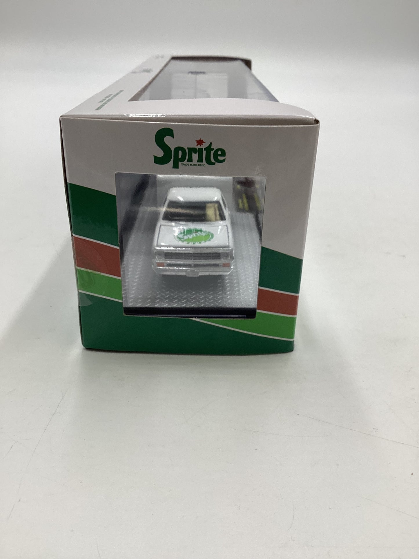 M2 hauler Sprite 1974 Dodge Truck & 1971 Dodge Challenger Funny Car TW30