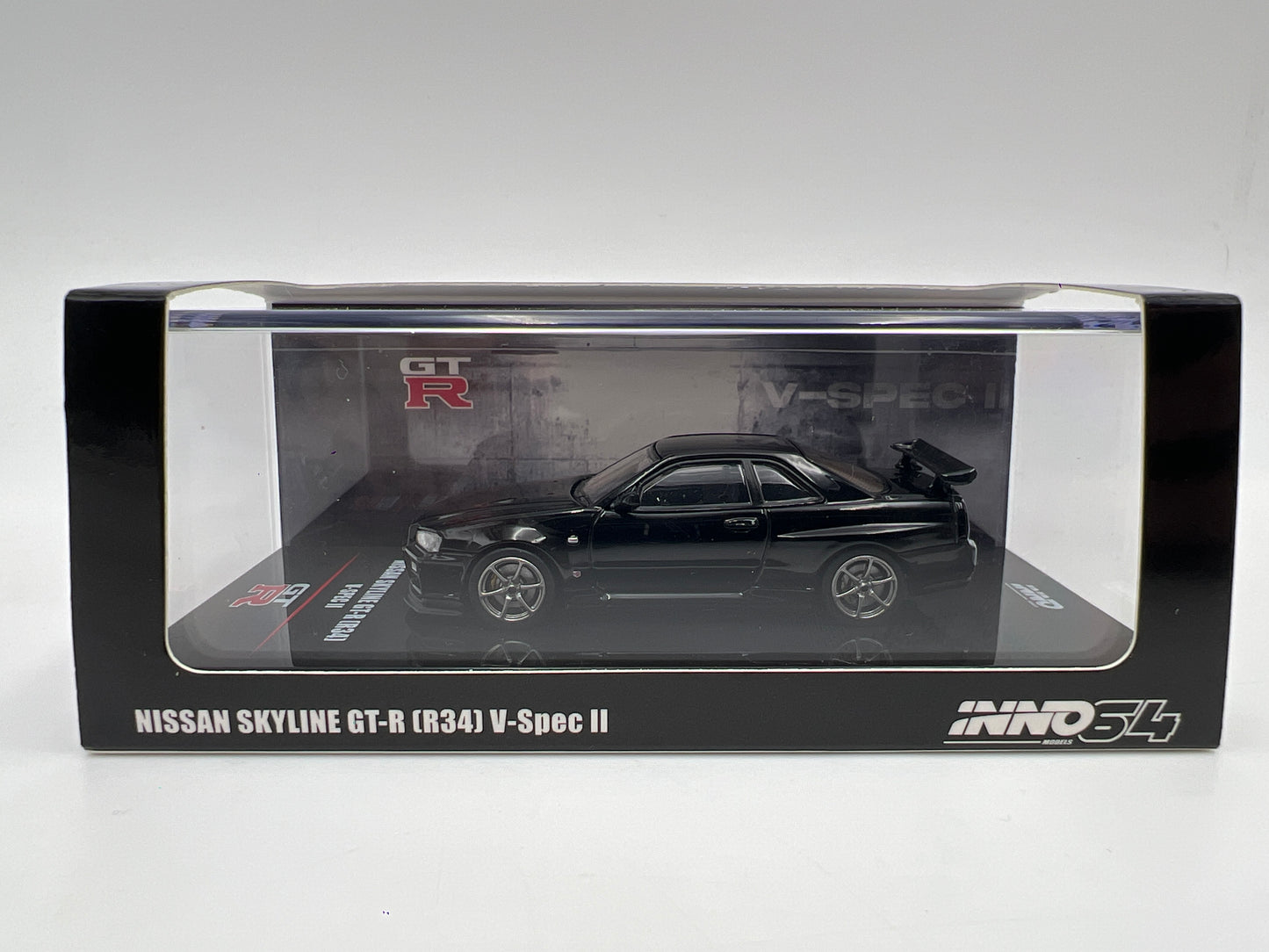 Inno64 Nissan Skyline GT-R R34 V-Spec II Black