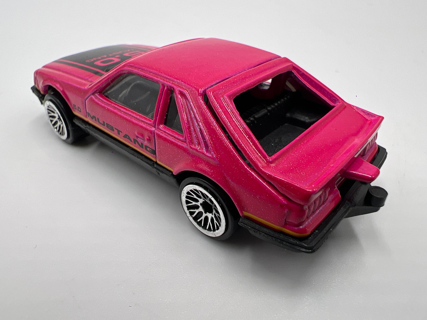 Hot Wheels 1/64 Ford Mustang Cobra 5.0 Pink Loose