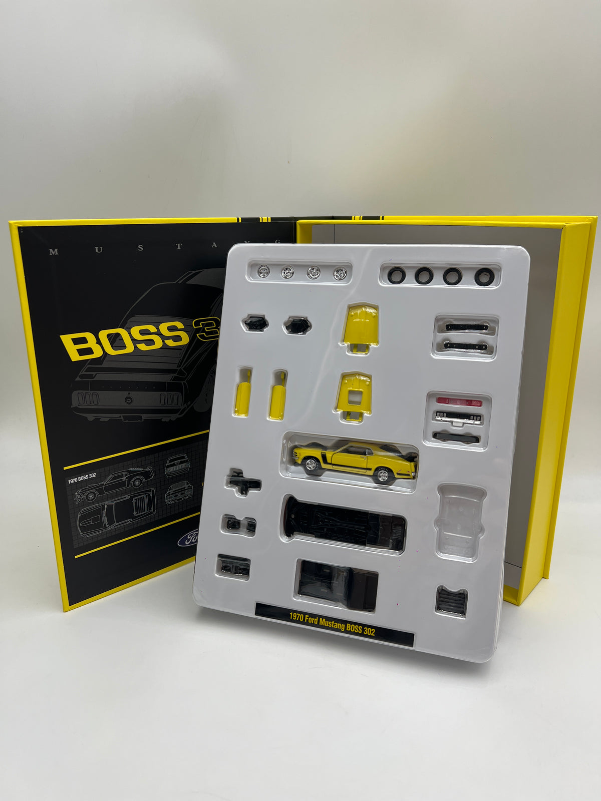 2026 M2 Machines 1/64 Shadow Box 1970 Ford Mustang Boss 302 Yellow