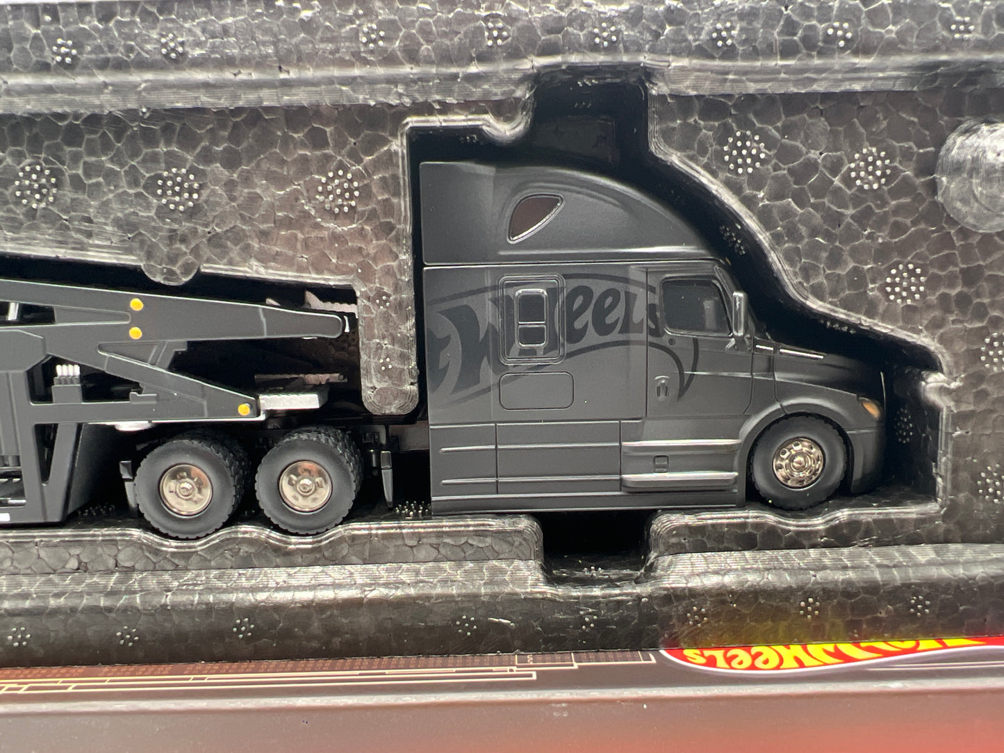 Hot Wheels RLC Elite 64 Freightliner Cascadia Car Hauler Black