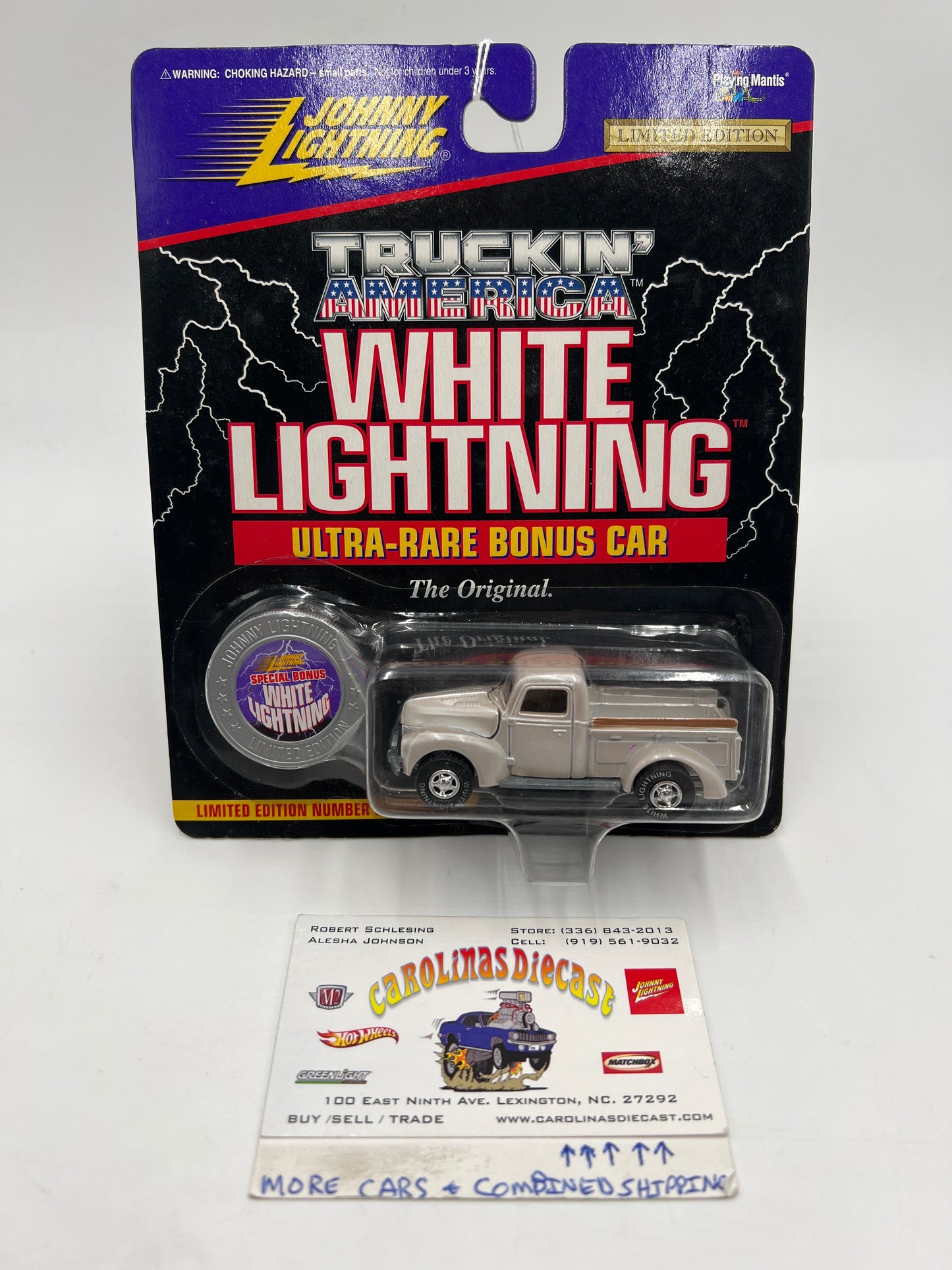 Johnny Lightning White Lightning Chase Truckin America #139 1940 Ford Truck White 2