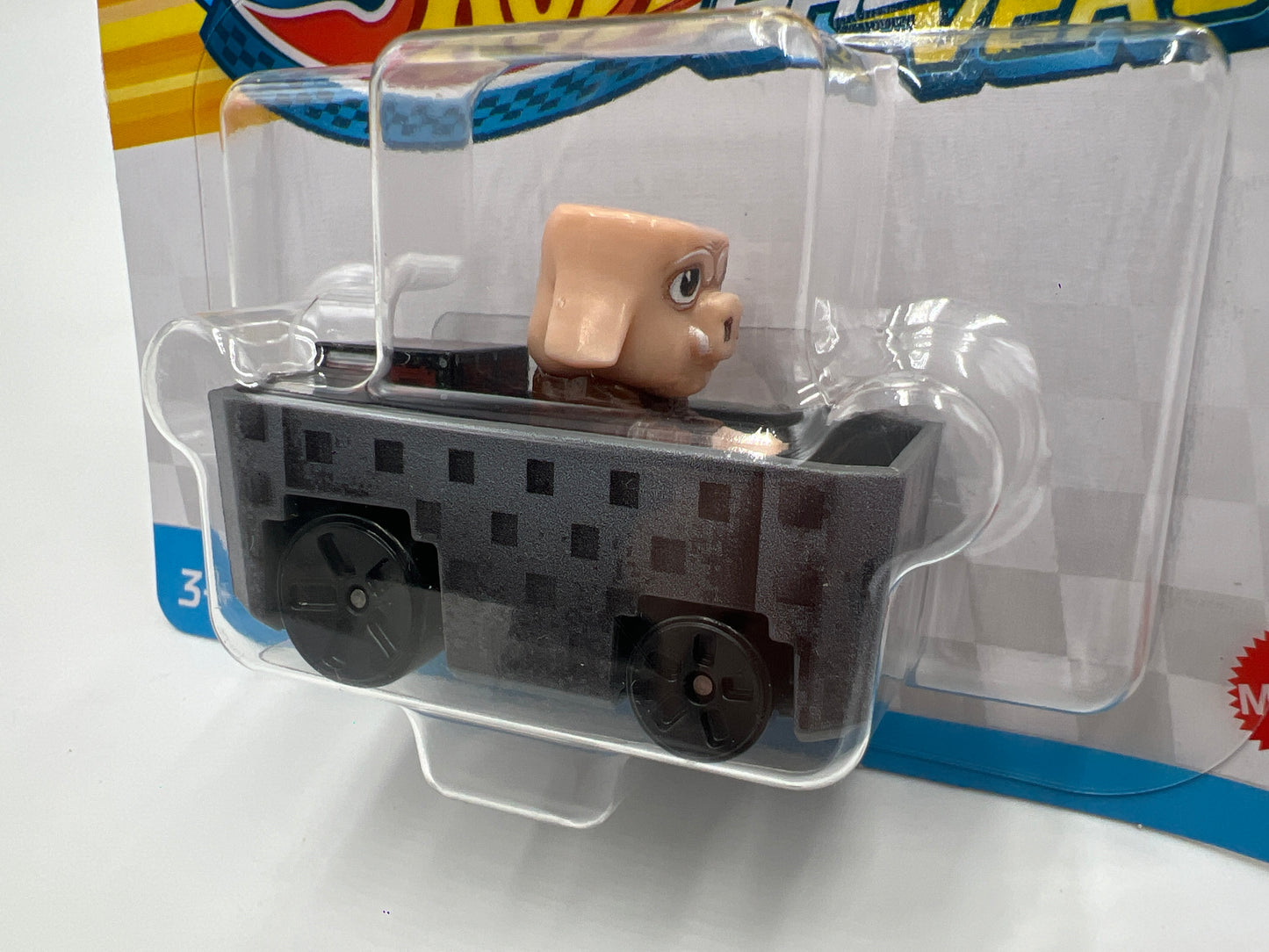 2025 Hot Wheels Racer Verse A Minecraft Movie Grunter 111B