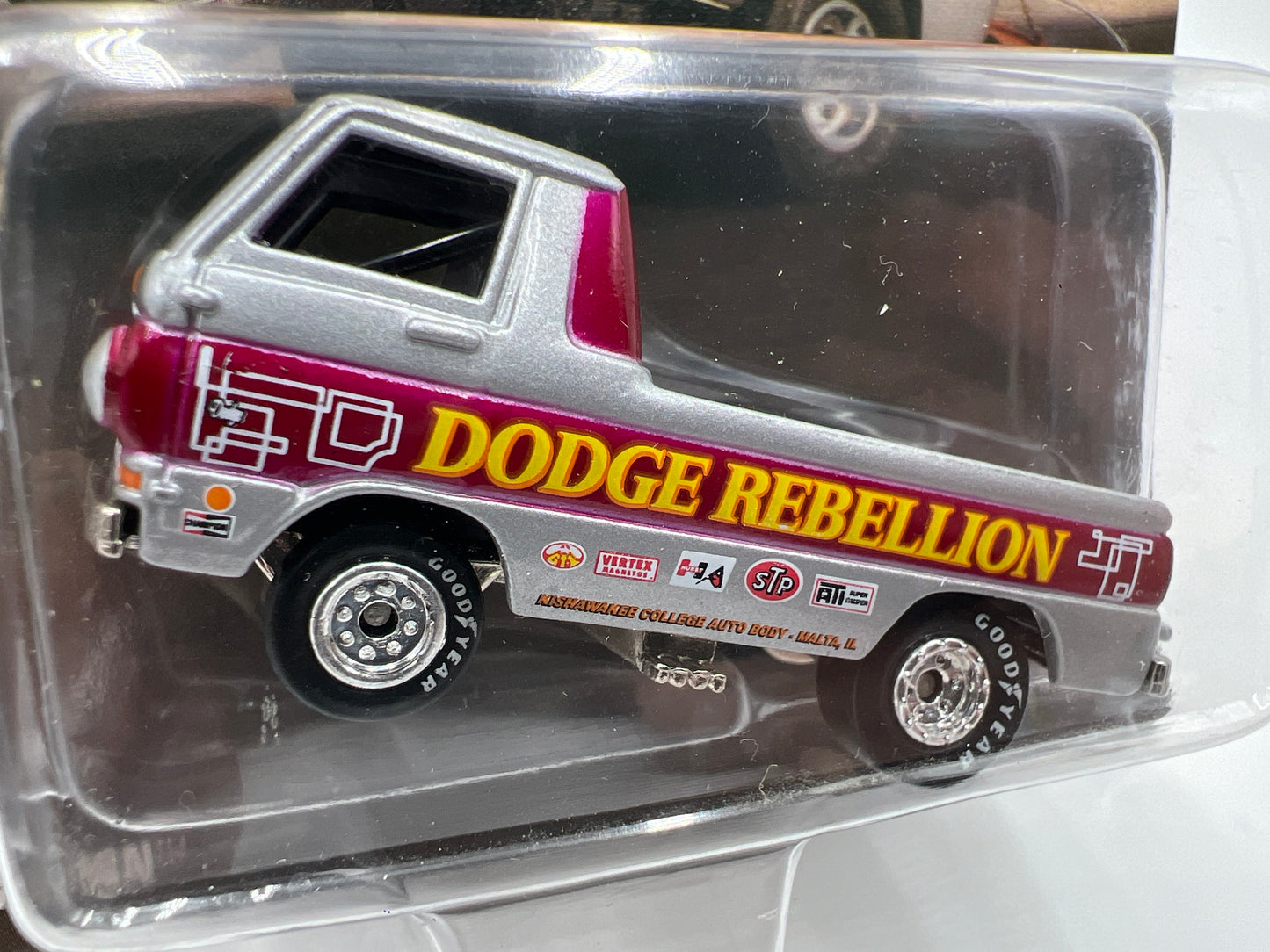 Johnny Lightning Show Stoppers John Ludwicks Dodge Rebellion Silver 231F