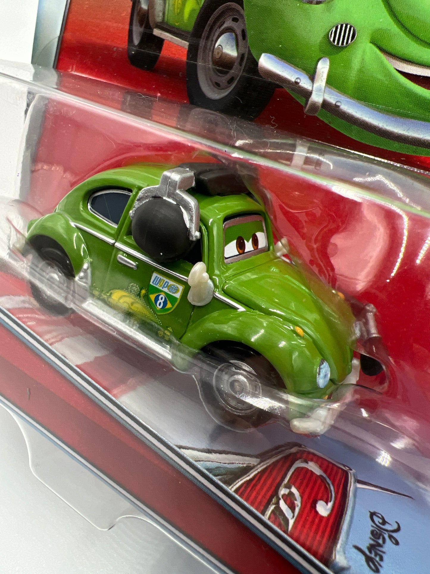Disney Pixar Cars WGP #12 Cruz Besouro Green 139B