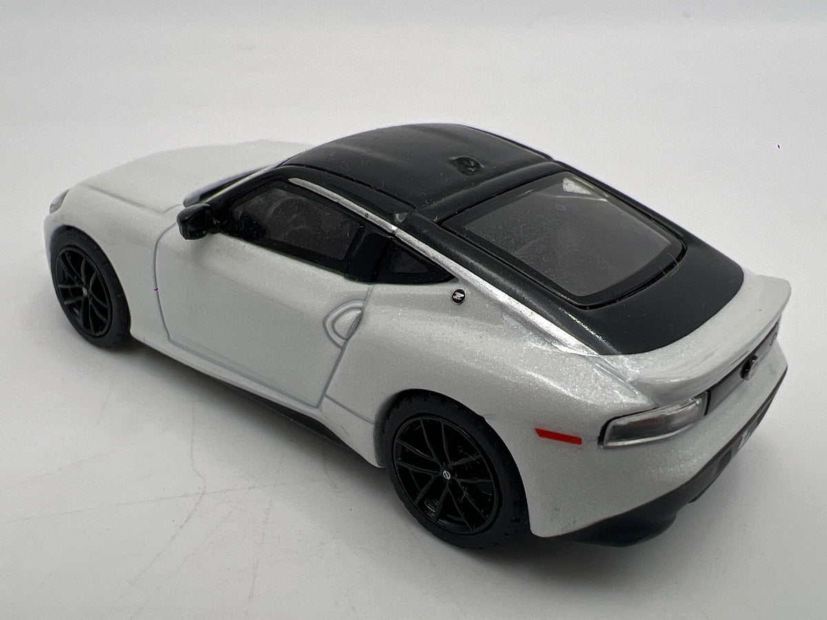 Mini GT #599 MiJo Exclusive Nissan Z Performance 2023 Everest White
