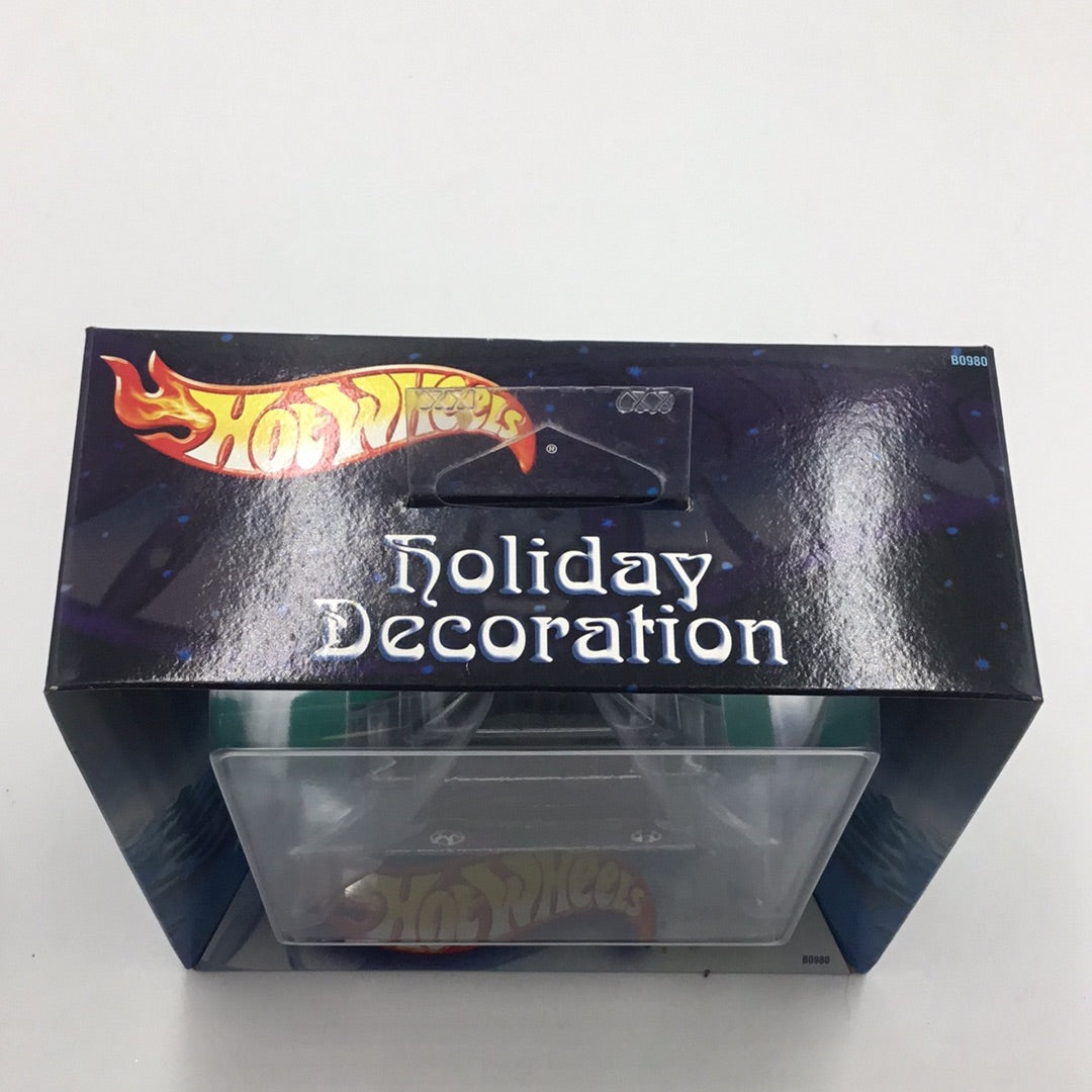 Hot wheels holiday ornament selling set