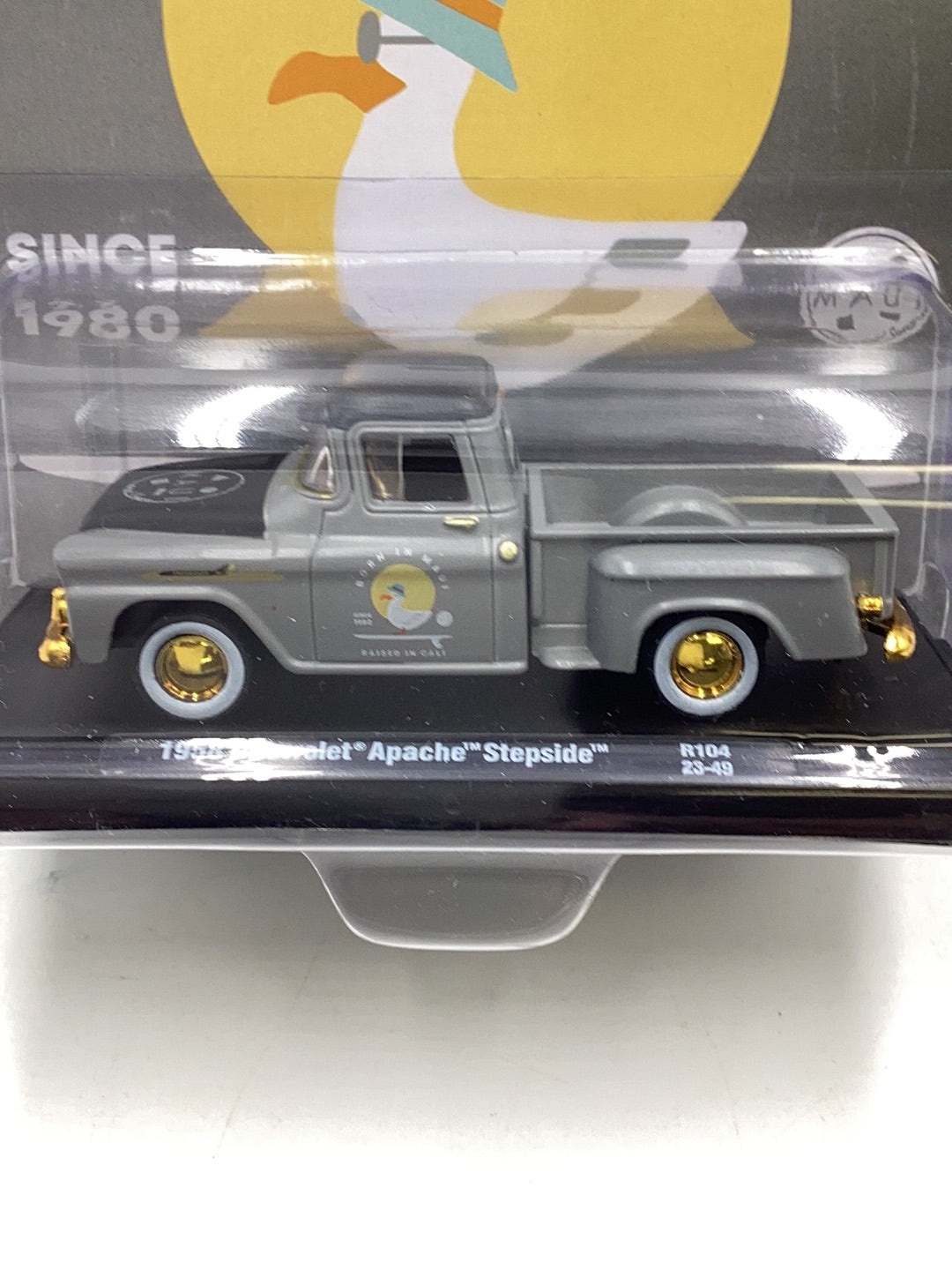 M2 Maui and Sons Chase 1/750 1958 Chevrolet Apache Stepside R104