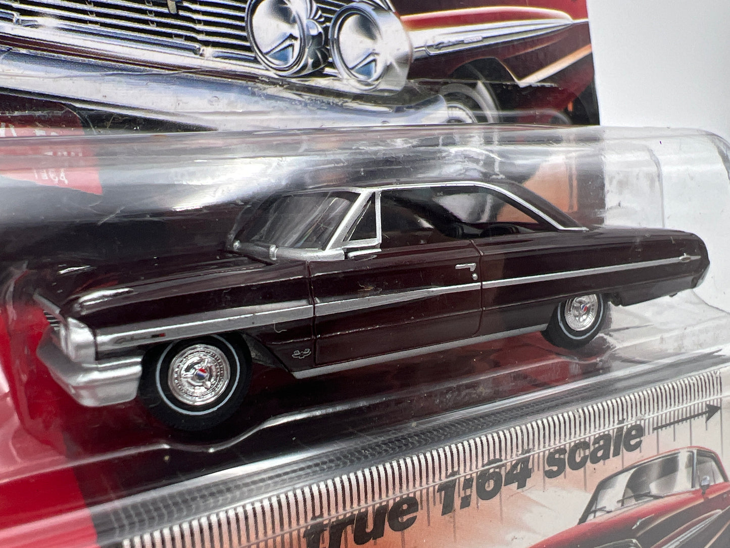 Auto World Vintage Muscle #1 1964 Ford Galaxie 500XL Dark Red