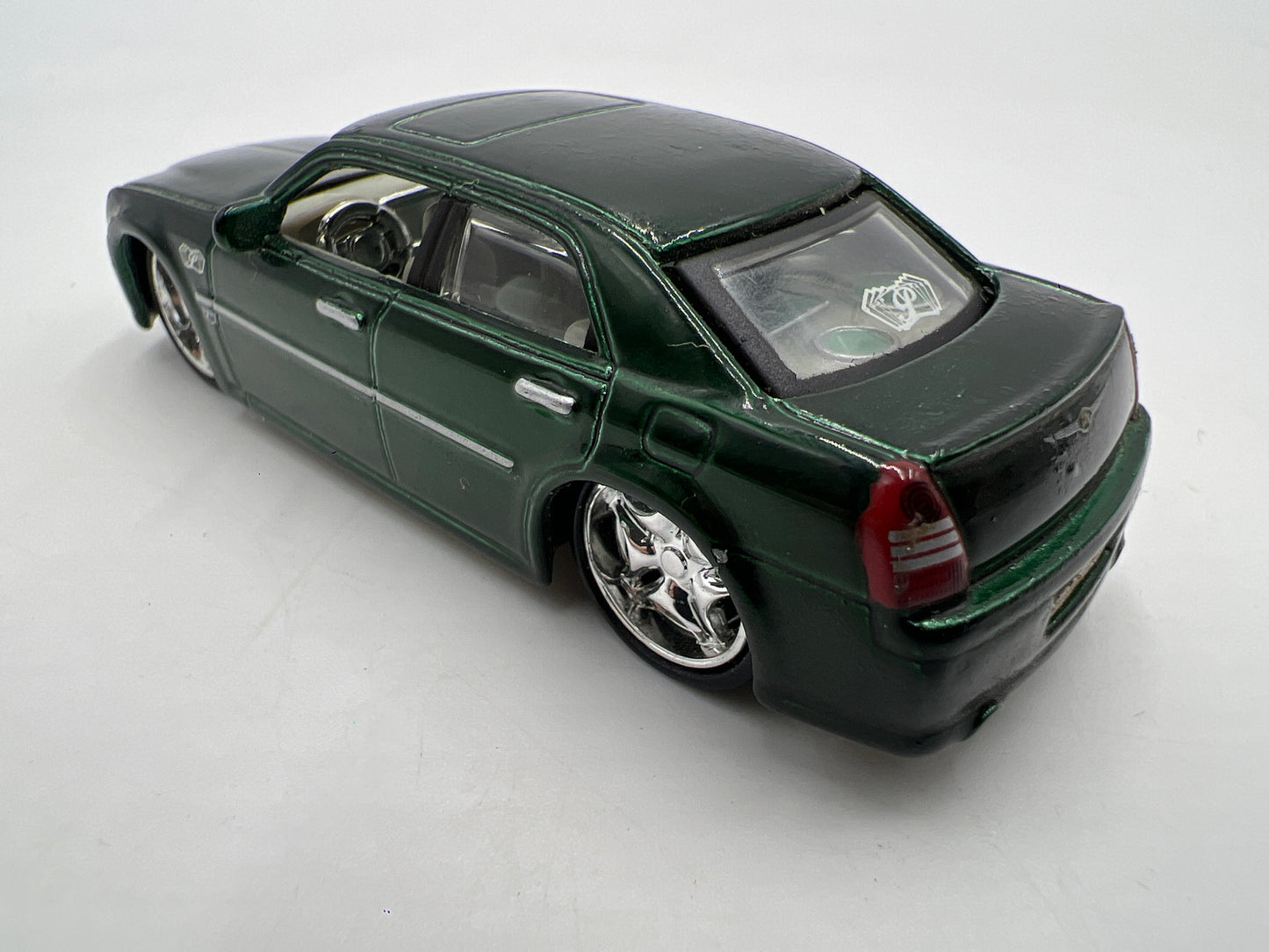 Maisto Playerz Luxury Collection 2005 Chrysler 300C Hemi Green Loose